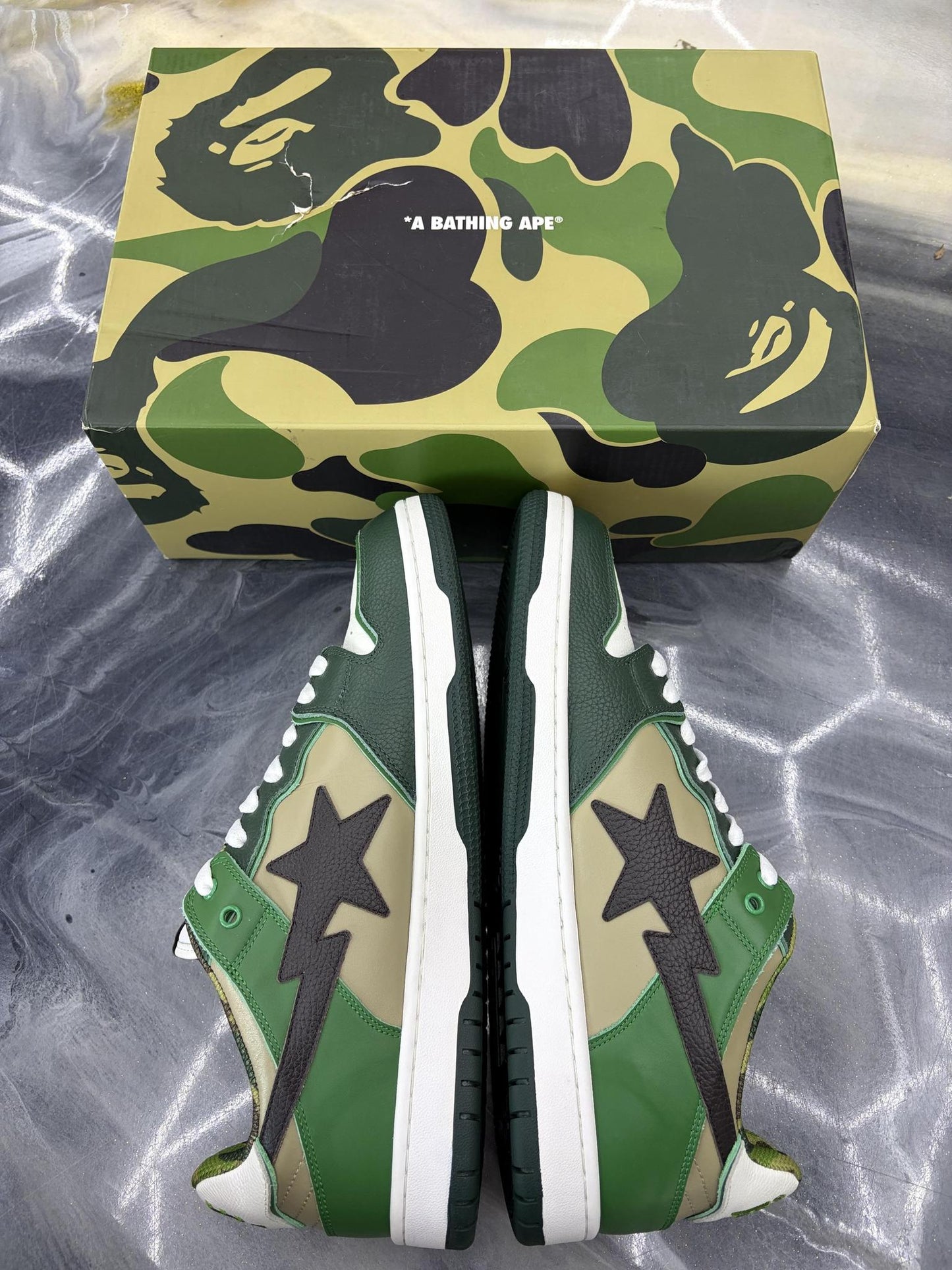 A Bathing Ape Bapesta "Green Camo" Used Size 13