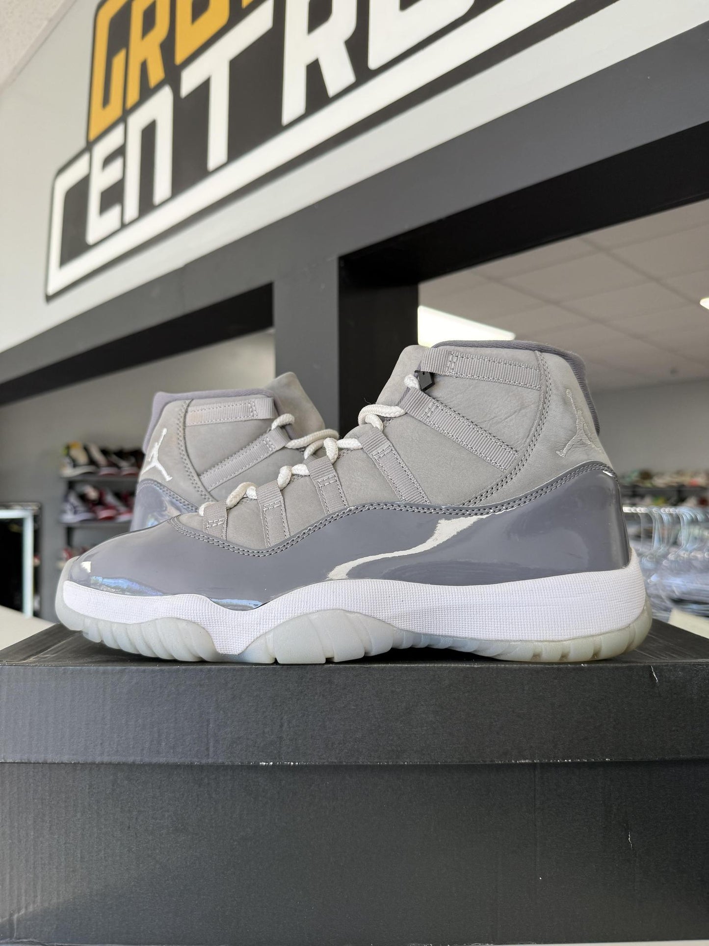 Jordan 11 "Cool Grey" Used Size 10