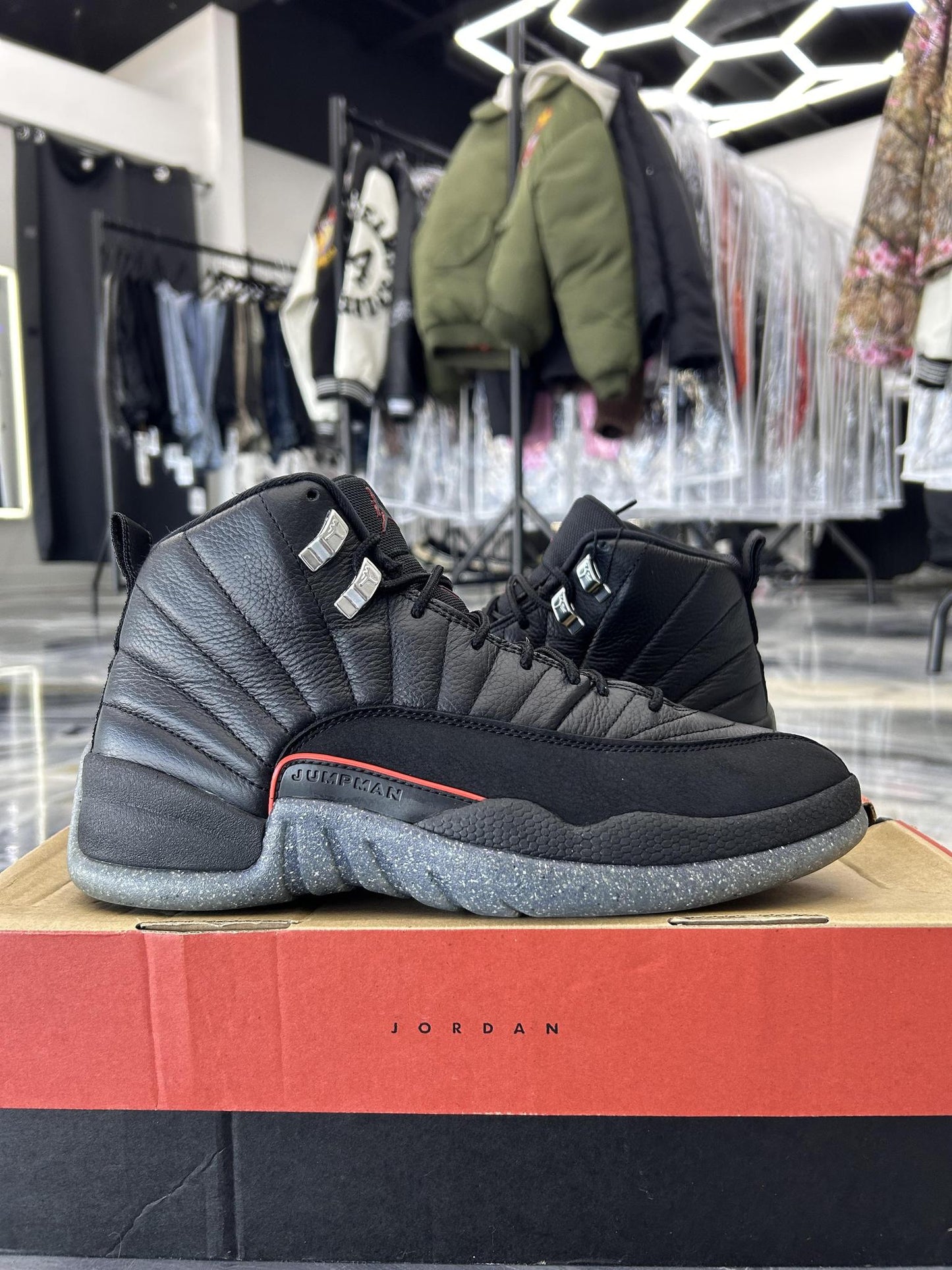 Jordan 12 "Utility" Used Size 9