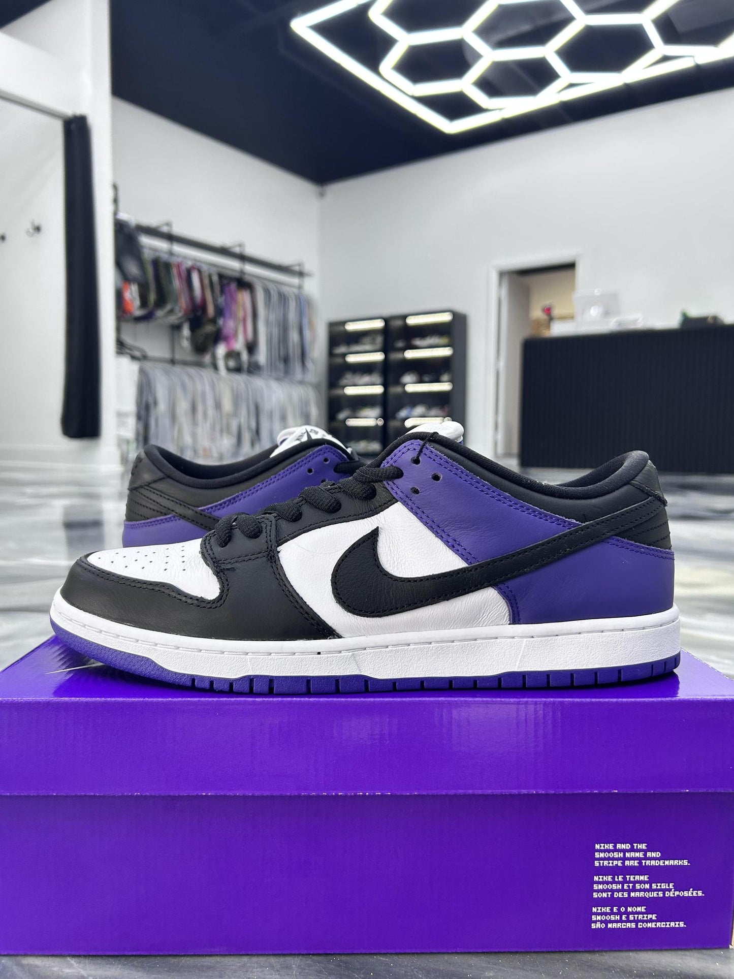 Nike SB Dunk Low "Court Purple" Used Size 13