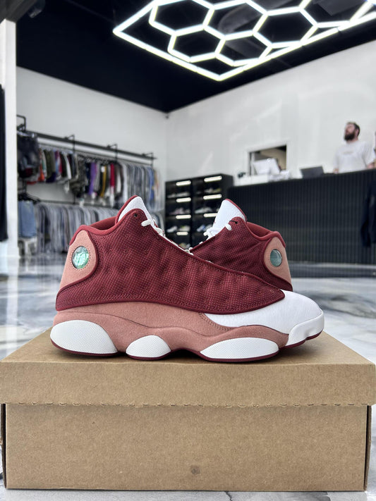 Jordan 13 Dune Red Used Size 9.5