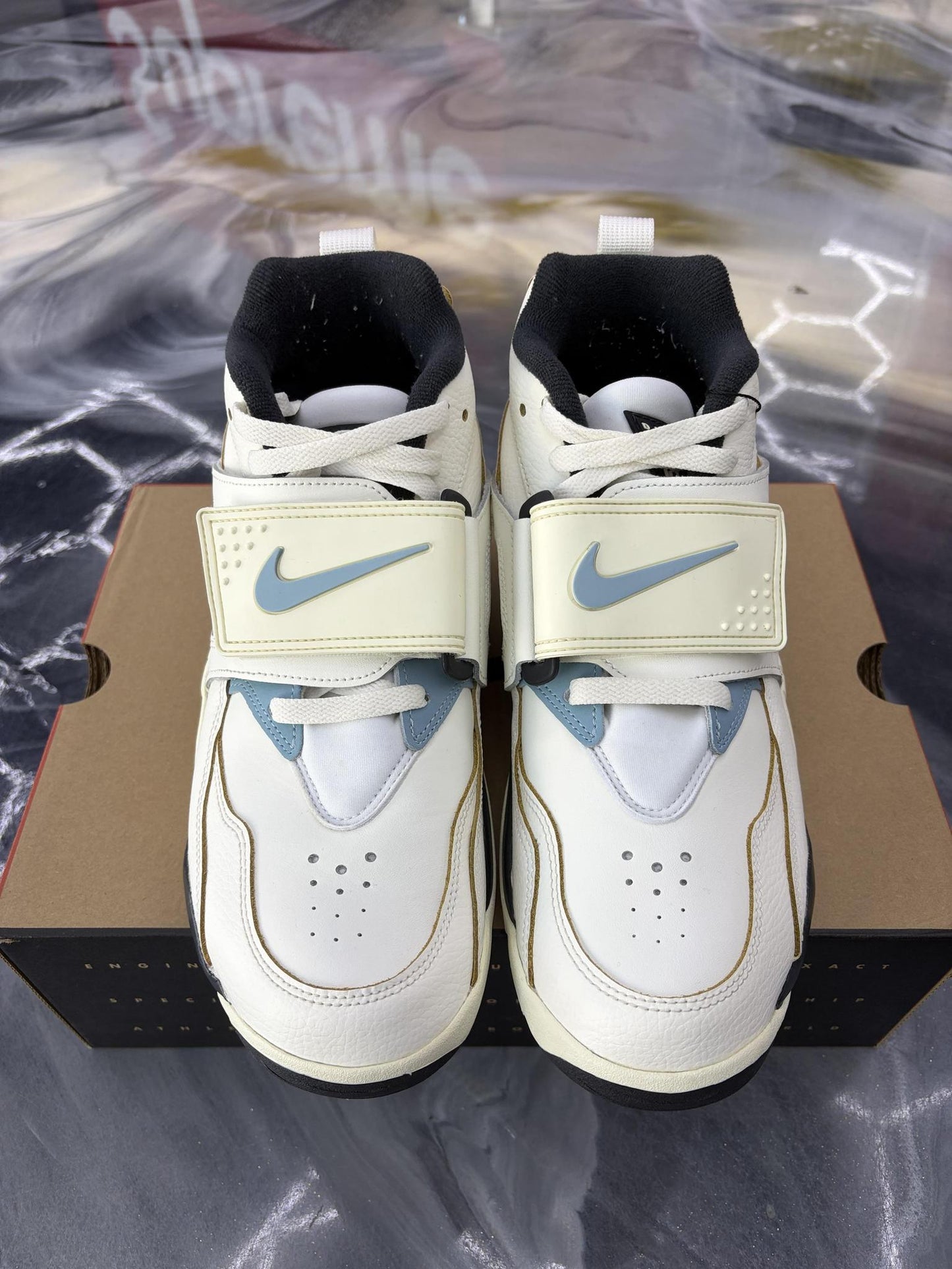 Nike Diamond Turf "Must Be The Money" Used Size 9.5