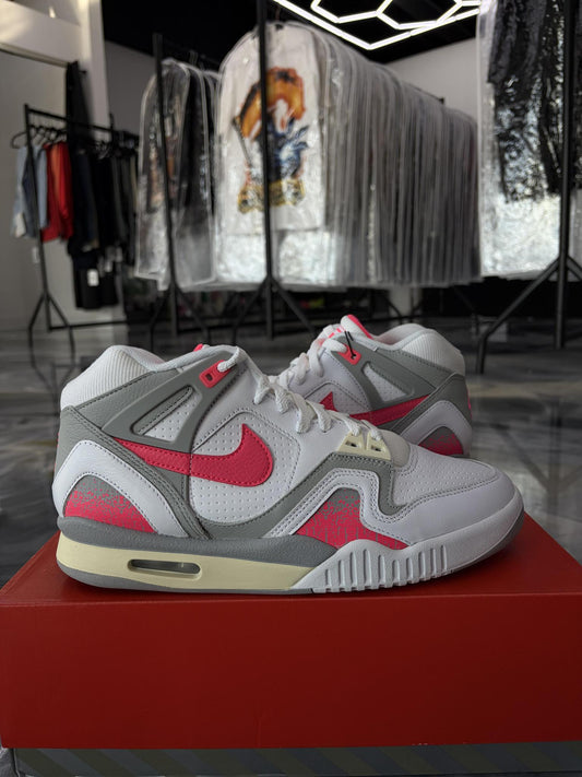 Nike Air Tech Challenge "Racer Pink" Used Size 9.5