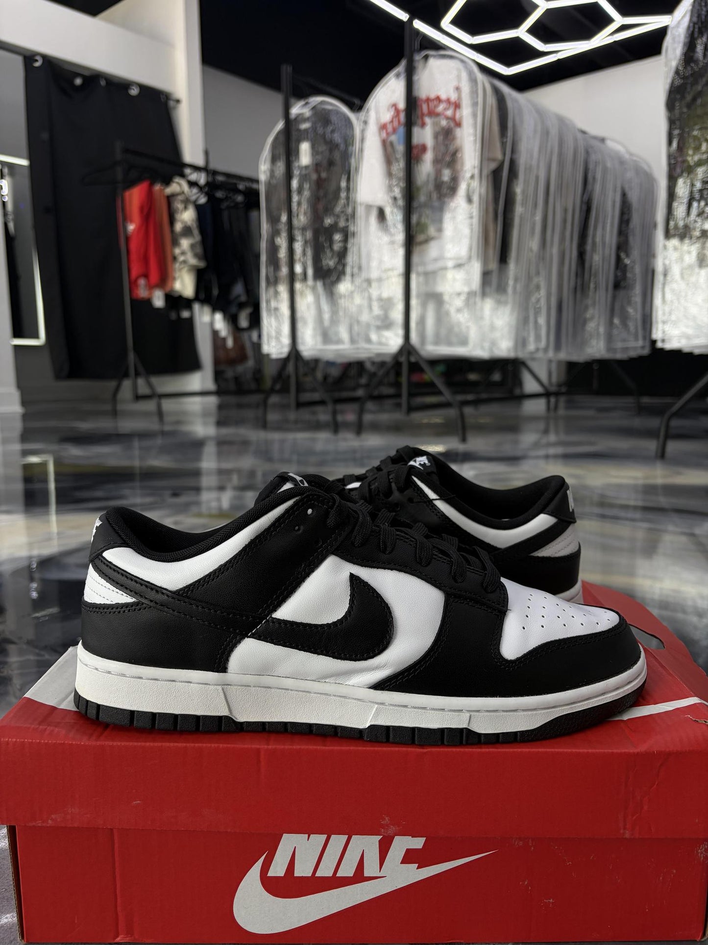 Nike Dunk Low "Panda" Used Size 10.5