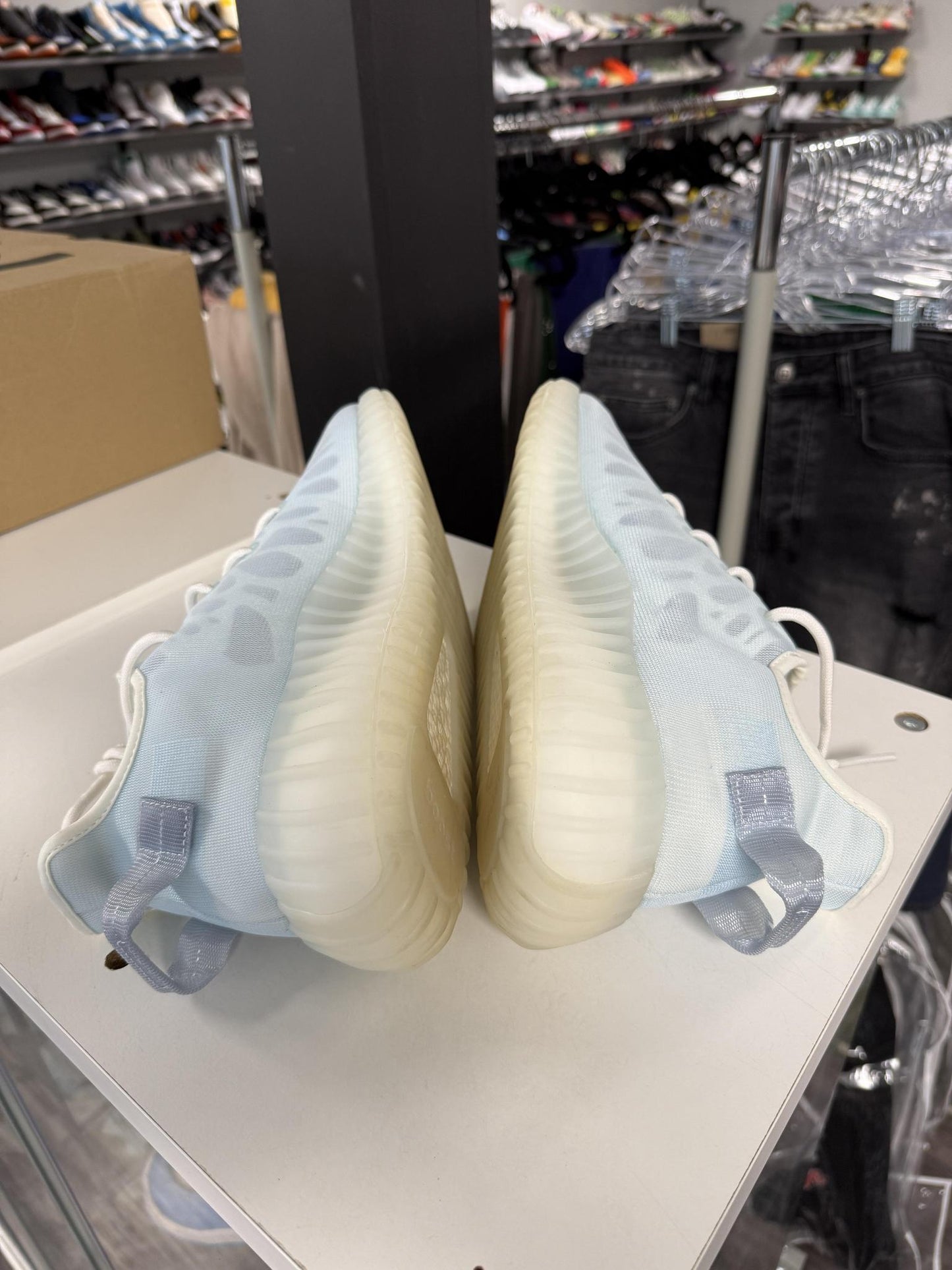 Yeezy 350 V2 "Mono Ice" Used Size 14