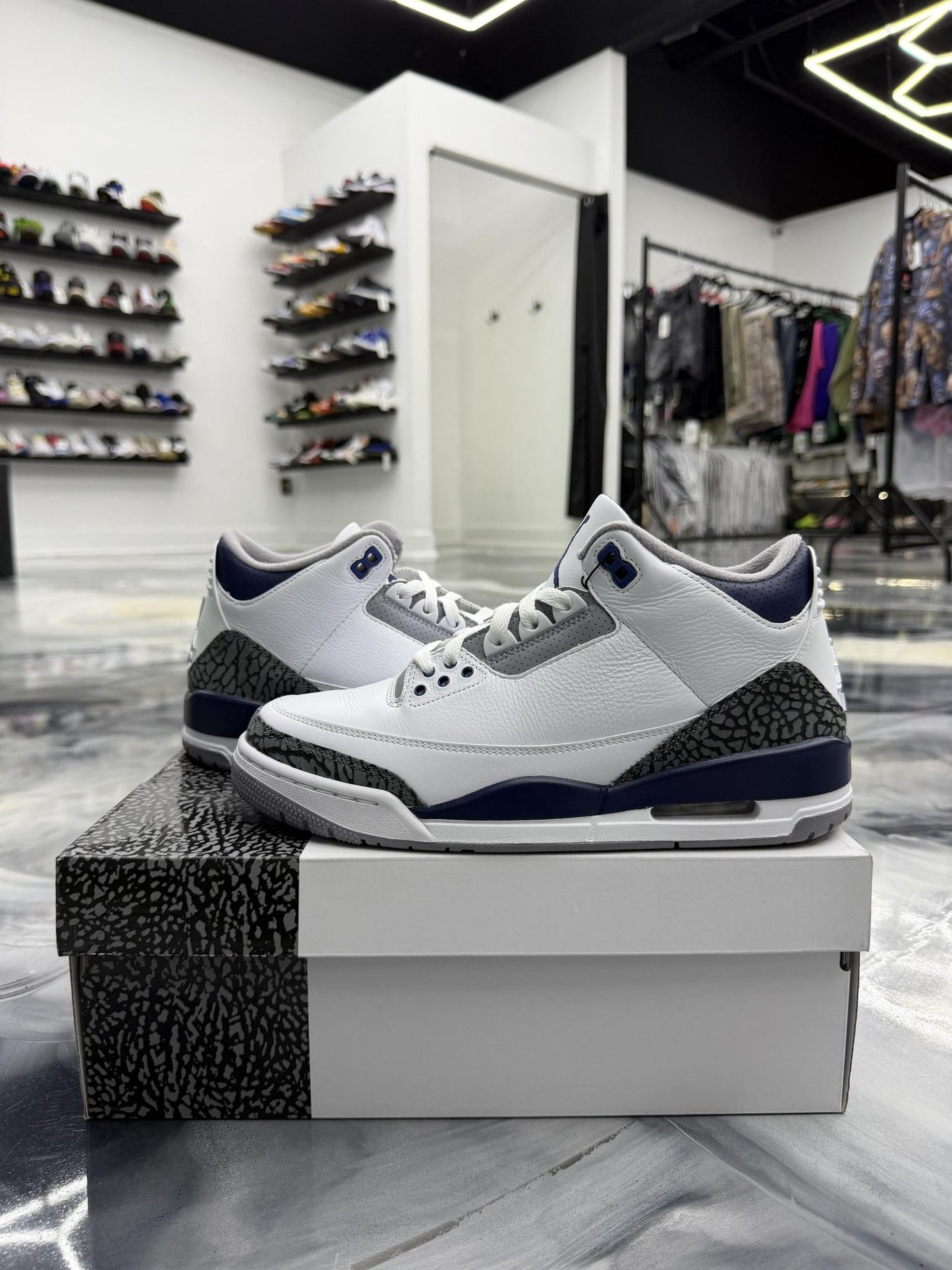 Jordan 3 "Midnight Navy" Used Size 9
