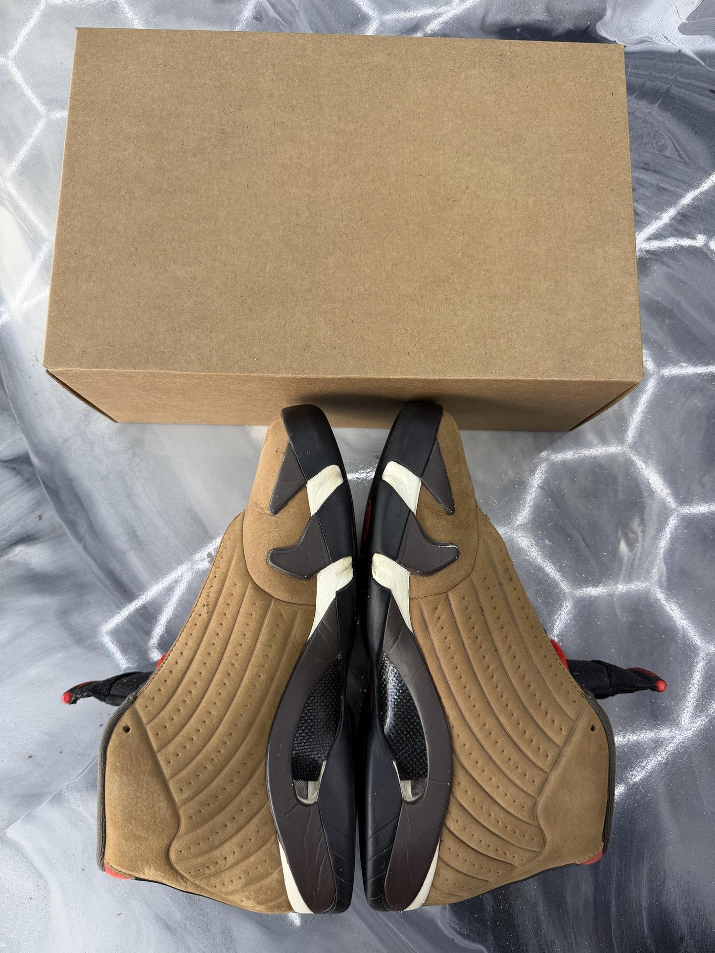 Jordan 14 "Winterized" Used Size 12