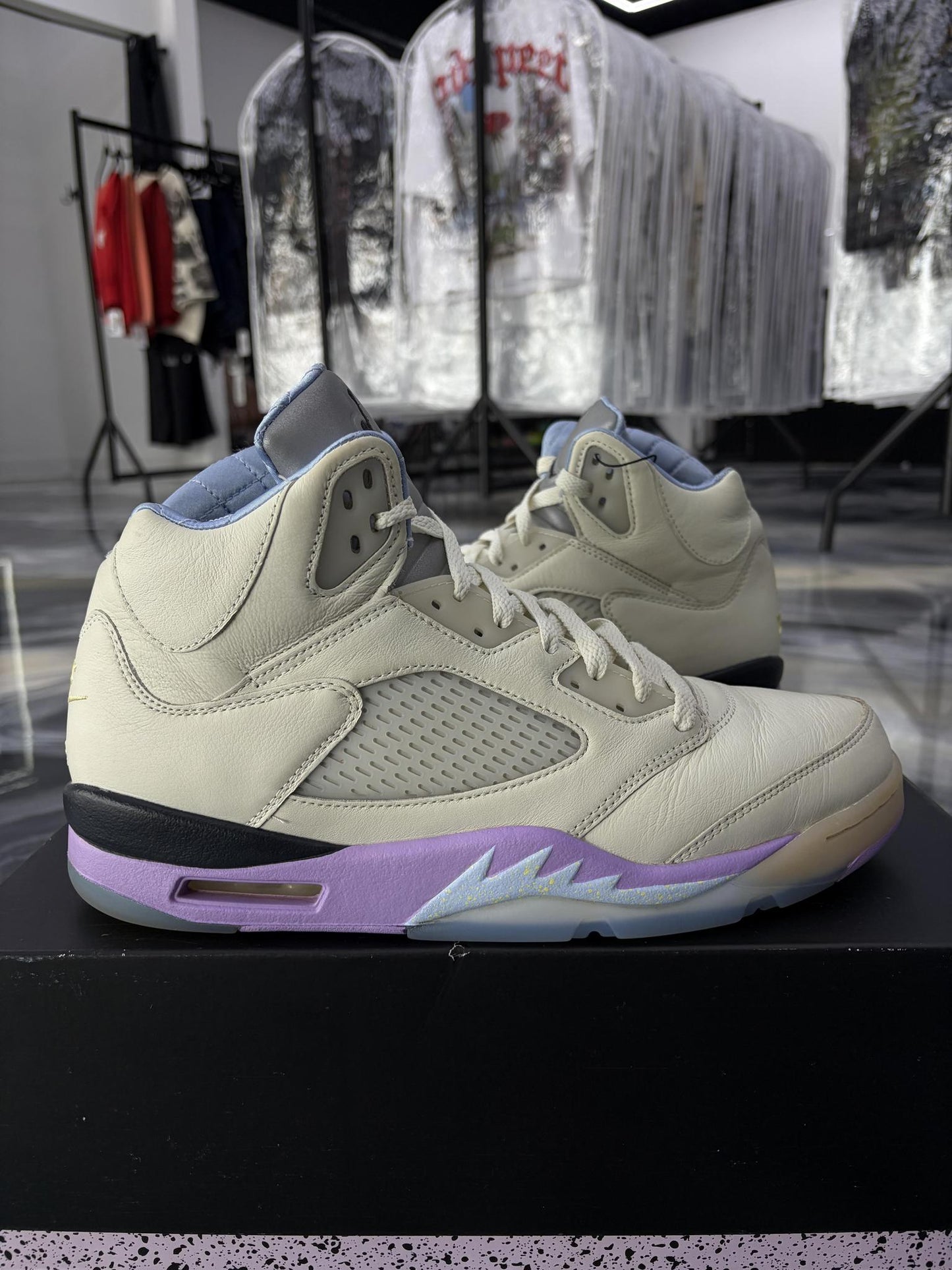 Jordan 5 We The Best "Sail" Used Size 11
