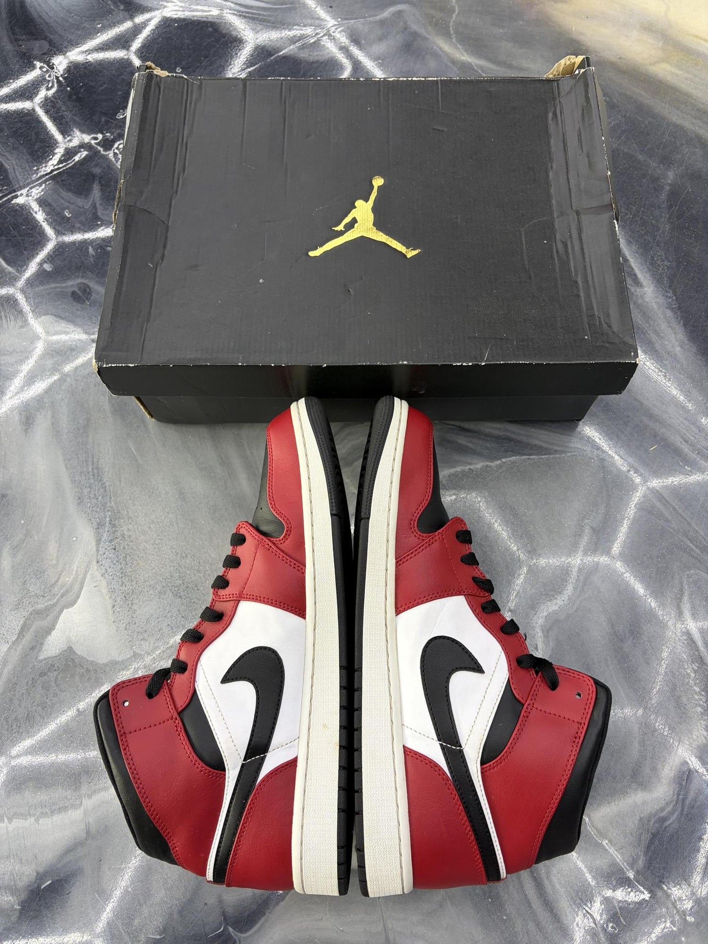 Jordan 1 Mid "Chicago Toe" Used Size 12