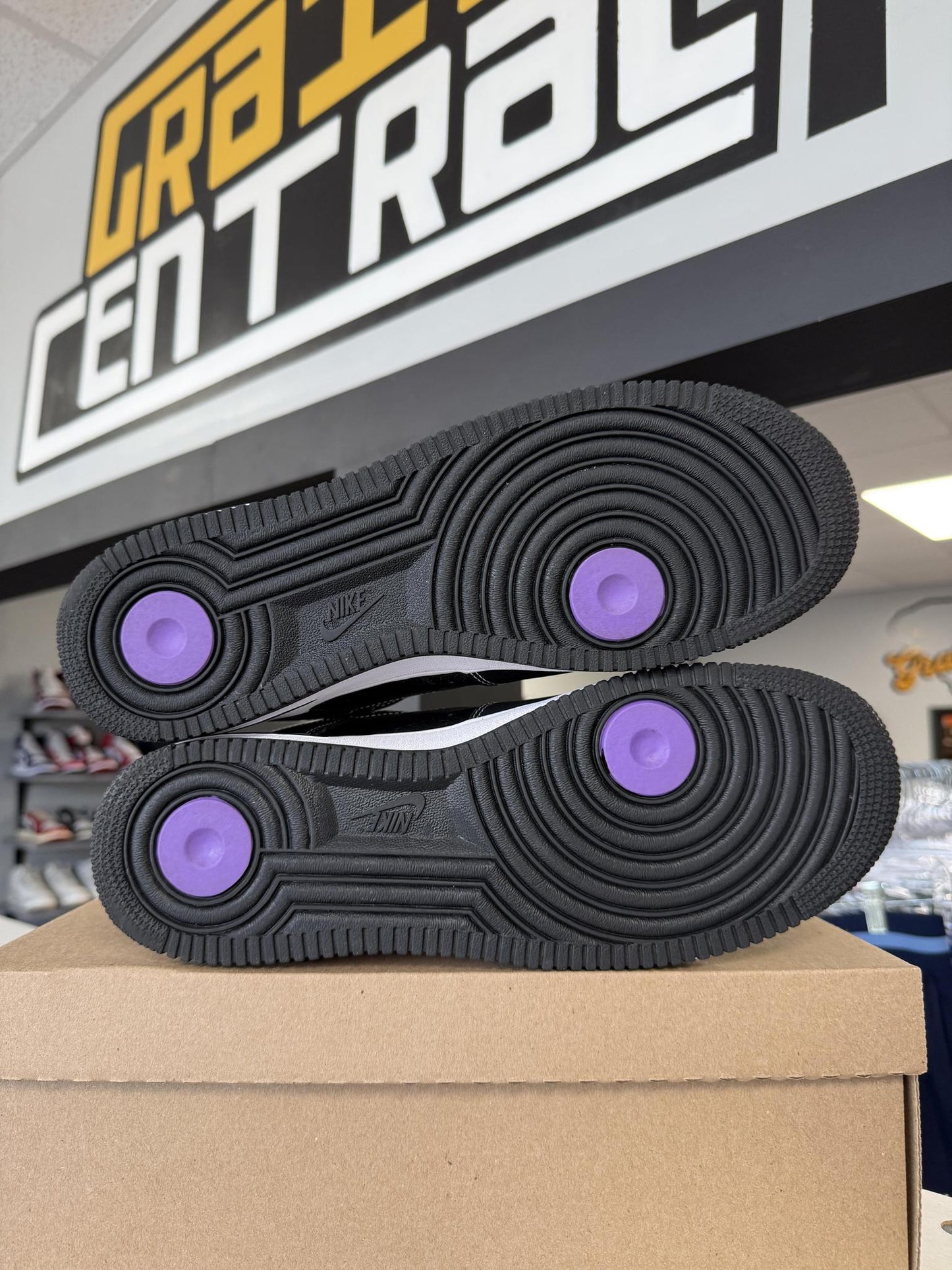 Nike Air Force One Low "Lakers" Used Size 12