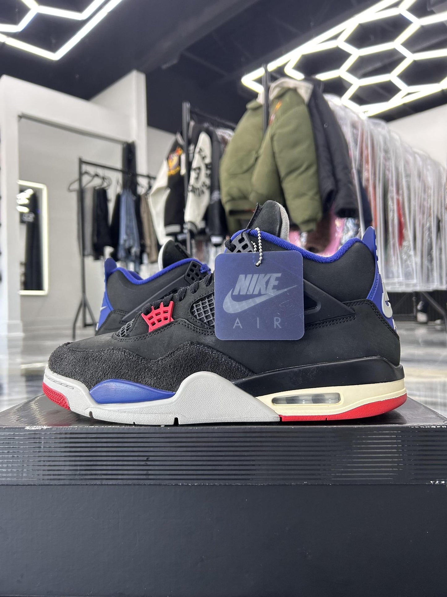 Jordan 4 "Rare Air" Used Size 12