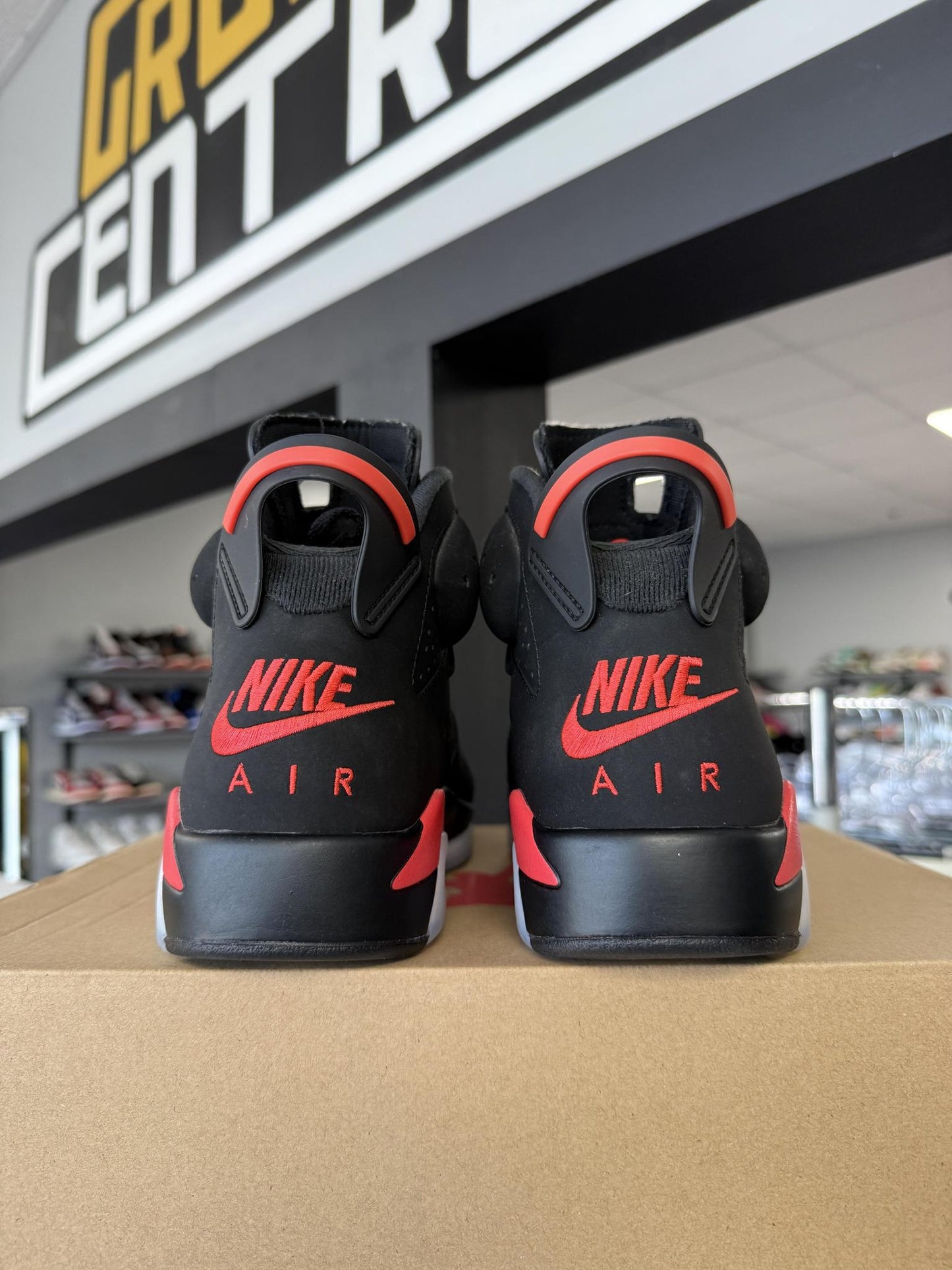 Jordan 6 "Infrared Salesman" Used Size 8.5