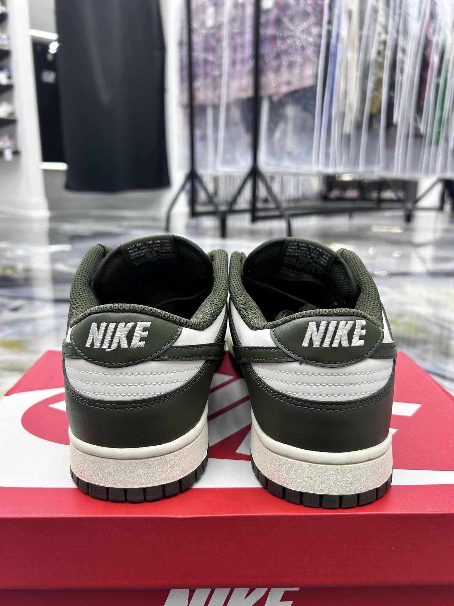 Nike Dunk Low "Cargo Khaki" Used Size 11