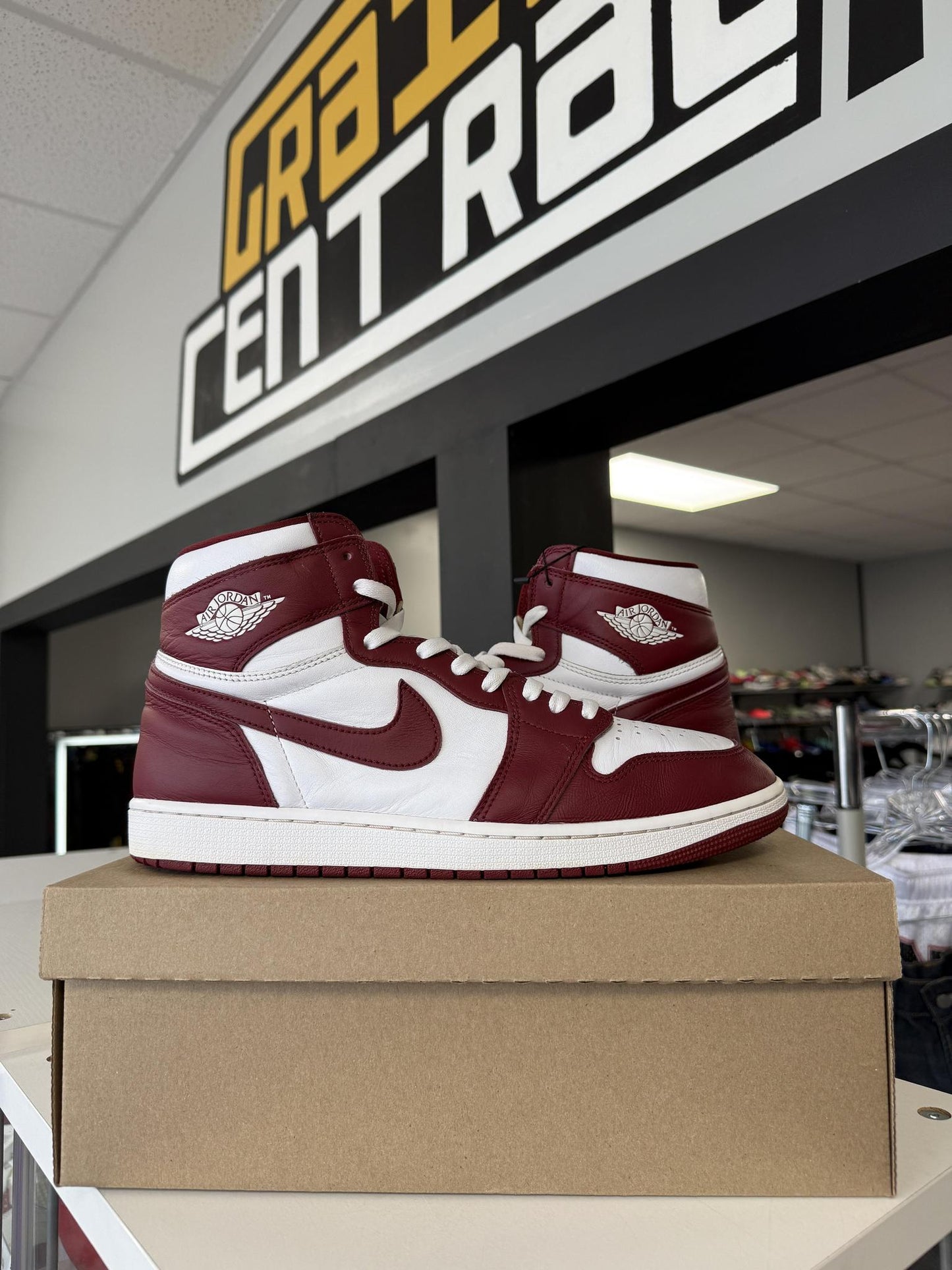 Jordan 1 "Team Red" Used Size 13
