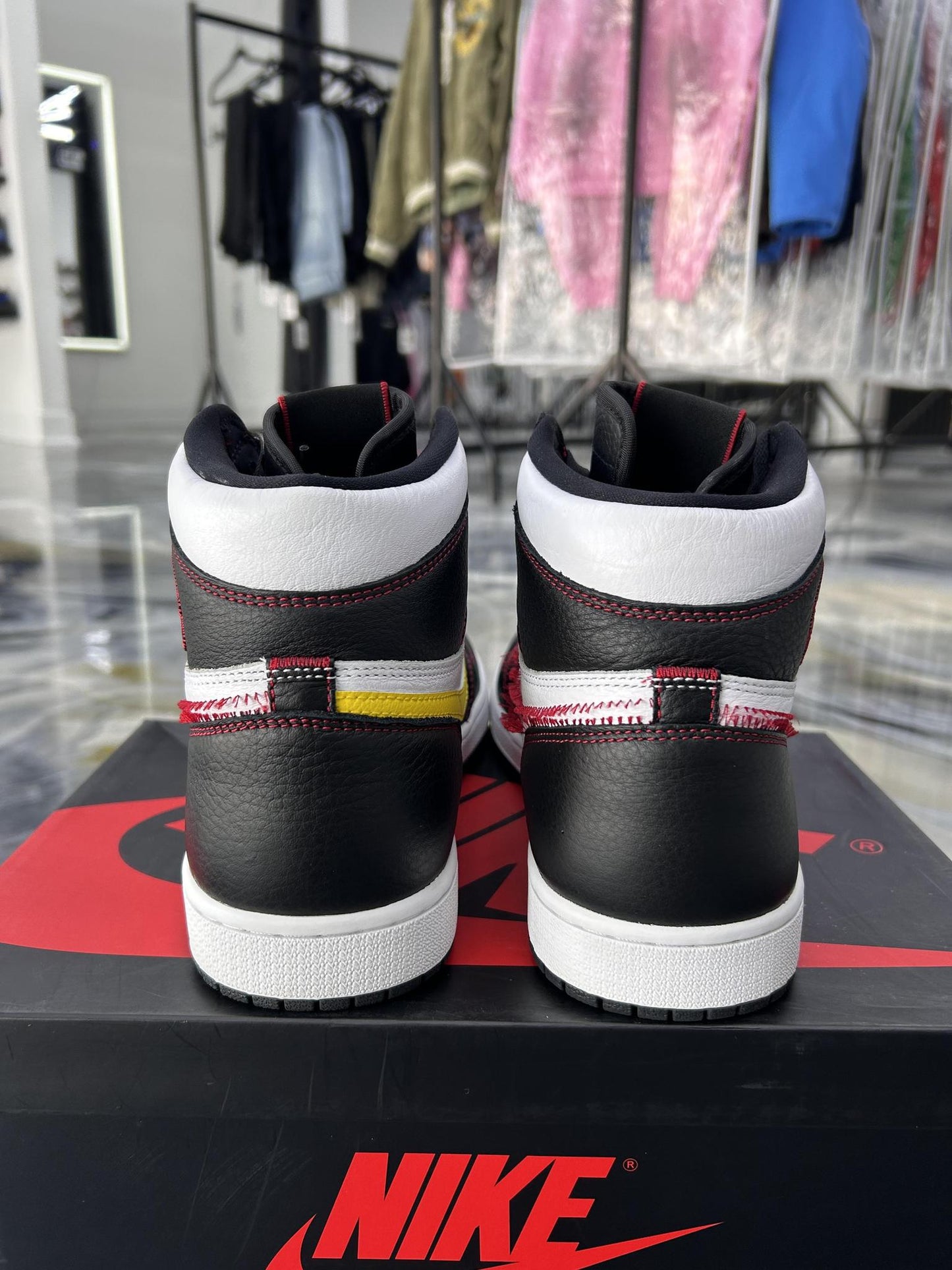 Jordan 1 "Defiant" Used Size 11.5