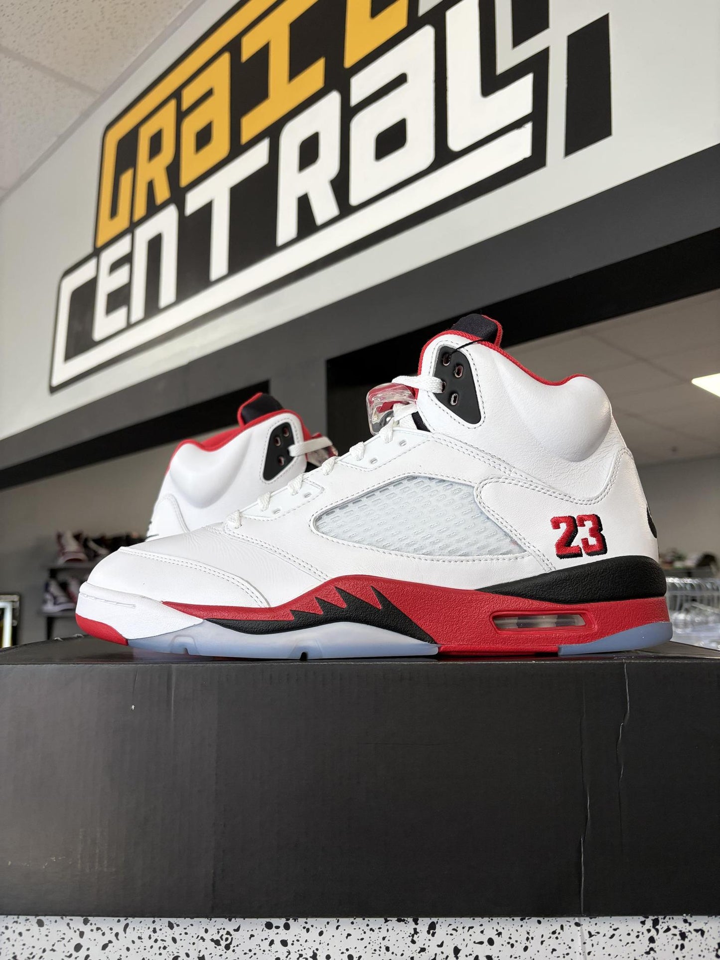 Jordan 5 "Fire Red" Used Size 13