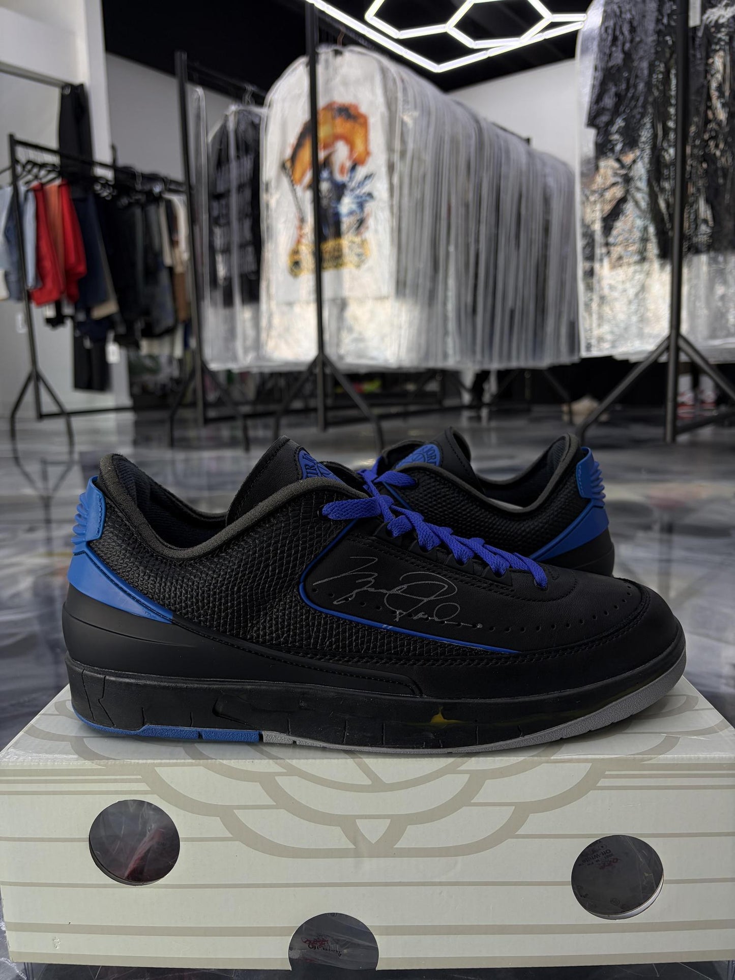 Jordan 2 Off White "Black Royal" Used Size 11