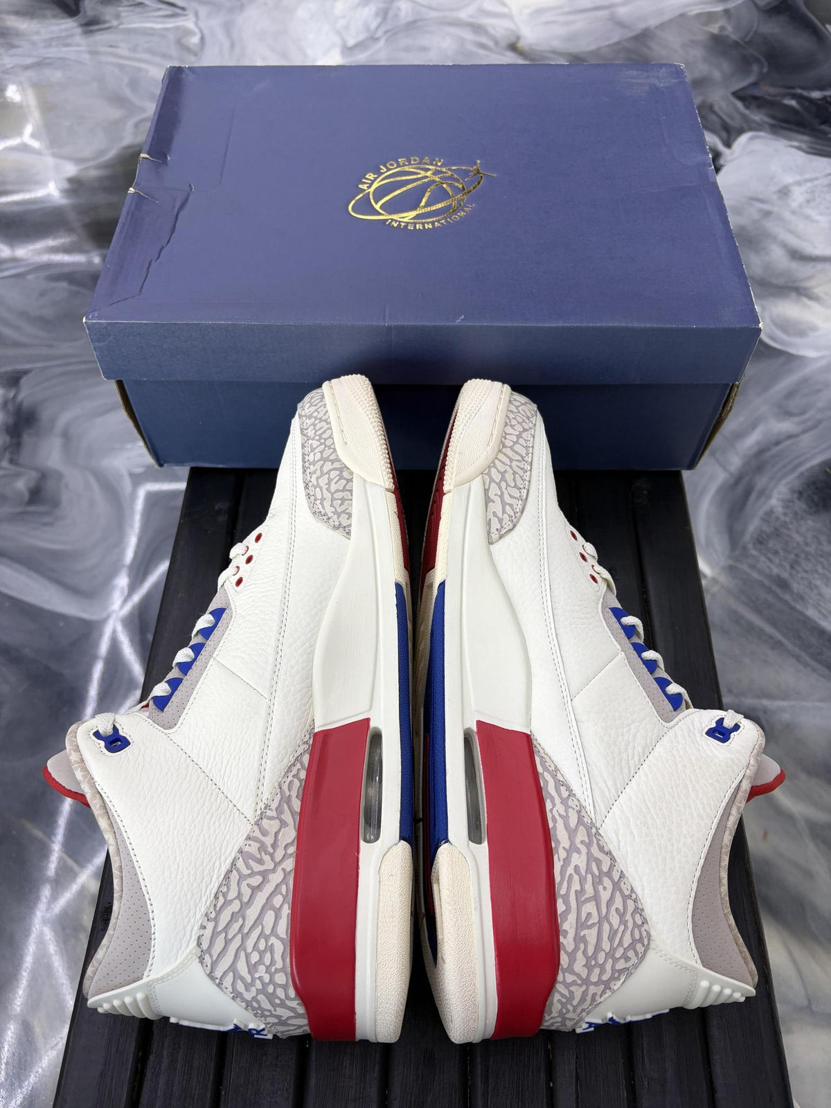 Jordan 3 "International Flight" Used Size 14