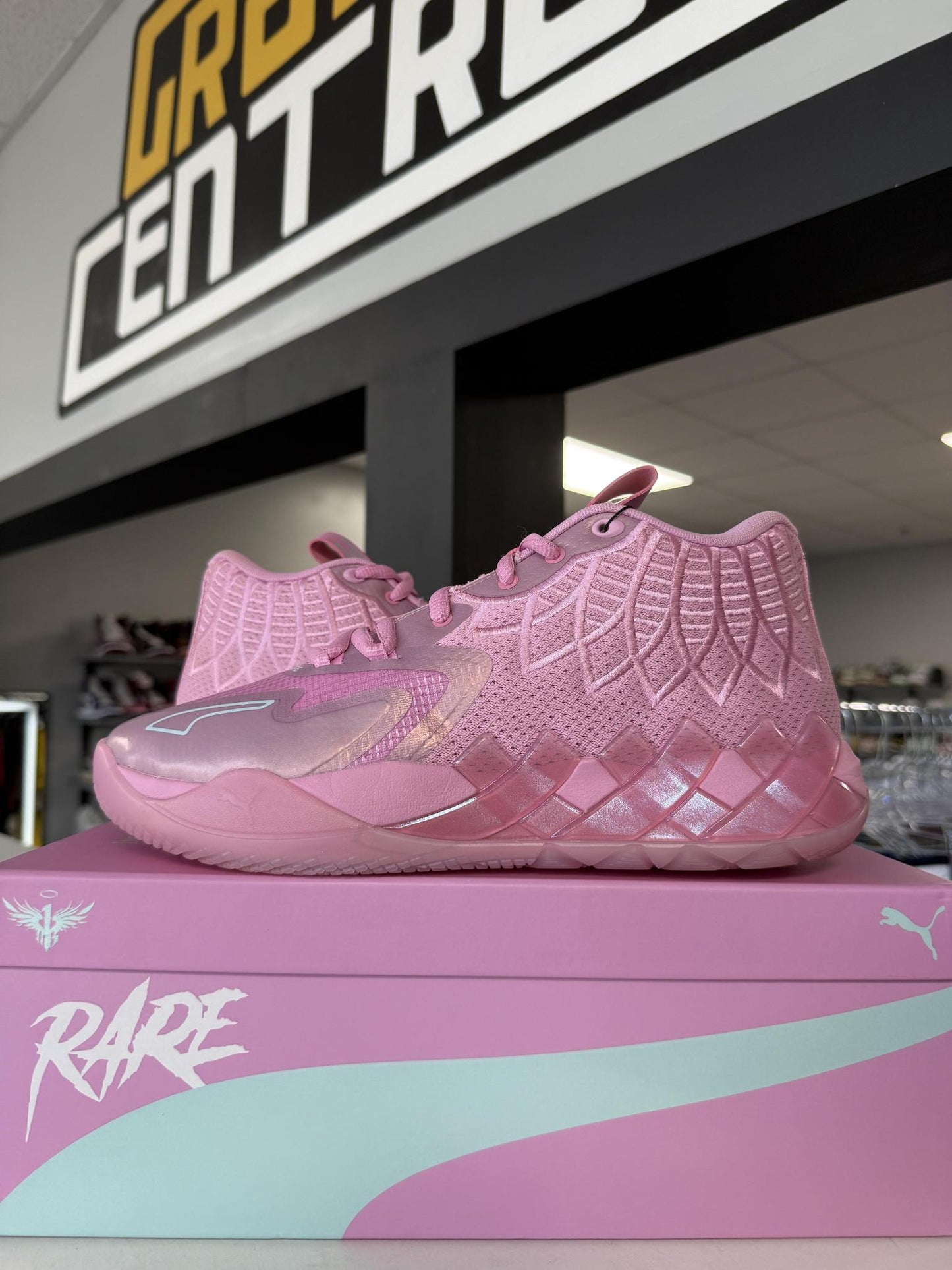 Puma Melo 1.0 "Iridescent" Used Size 10