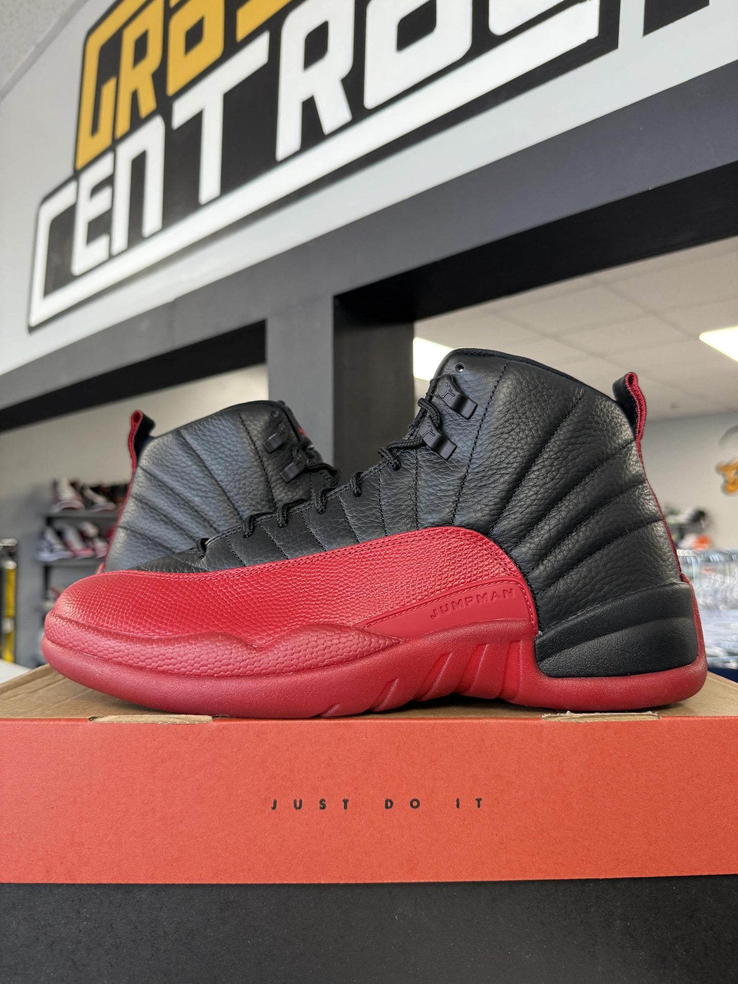 Jordan 12 "Flu Game" Used Size 11.5