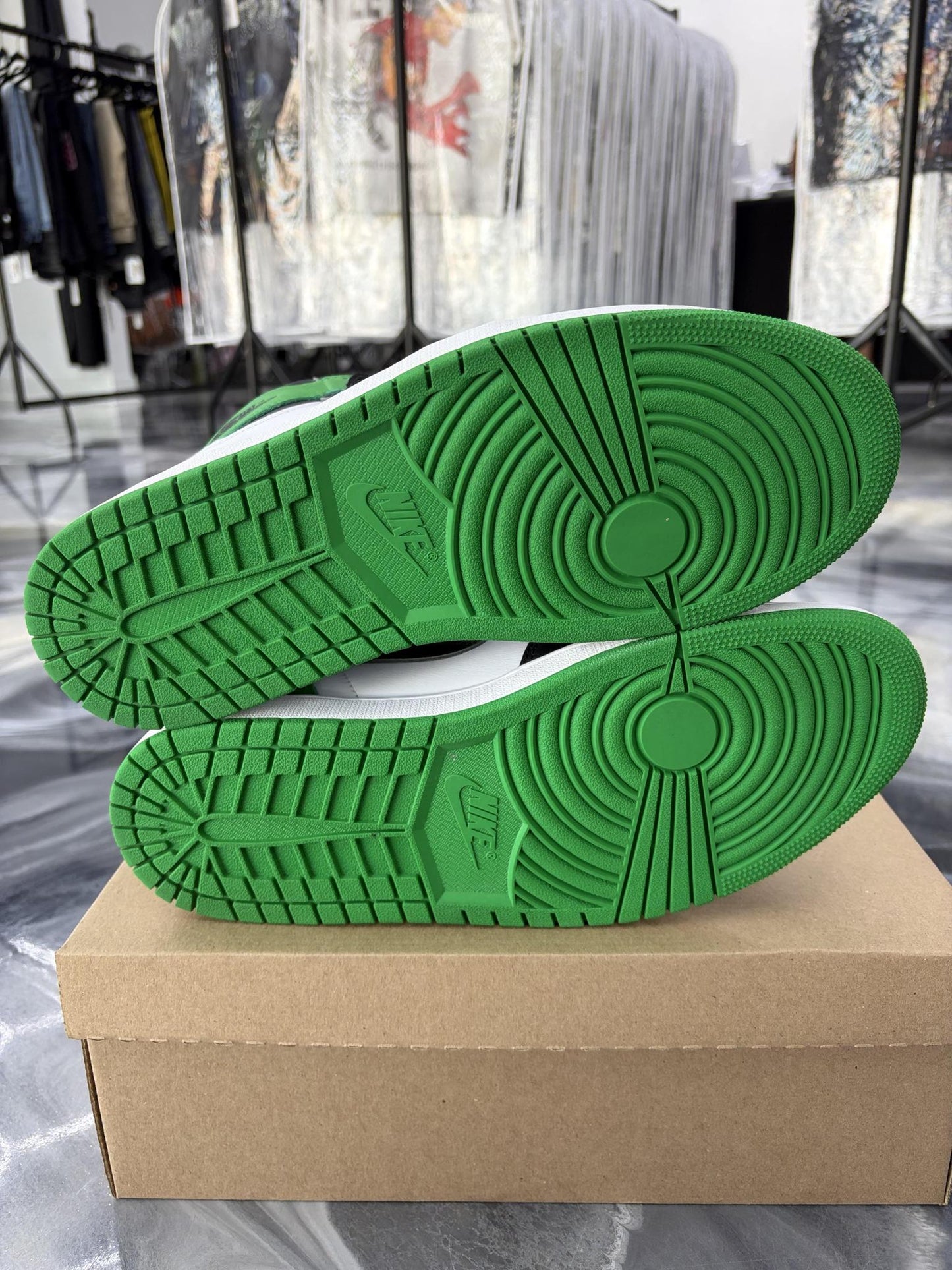 Jordan 1 "Pine Green" Used