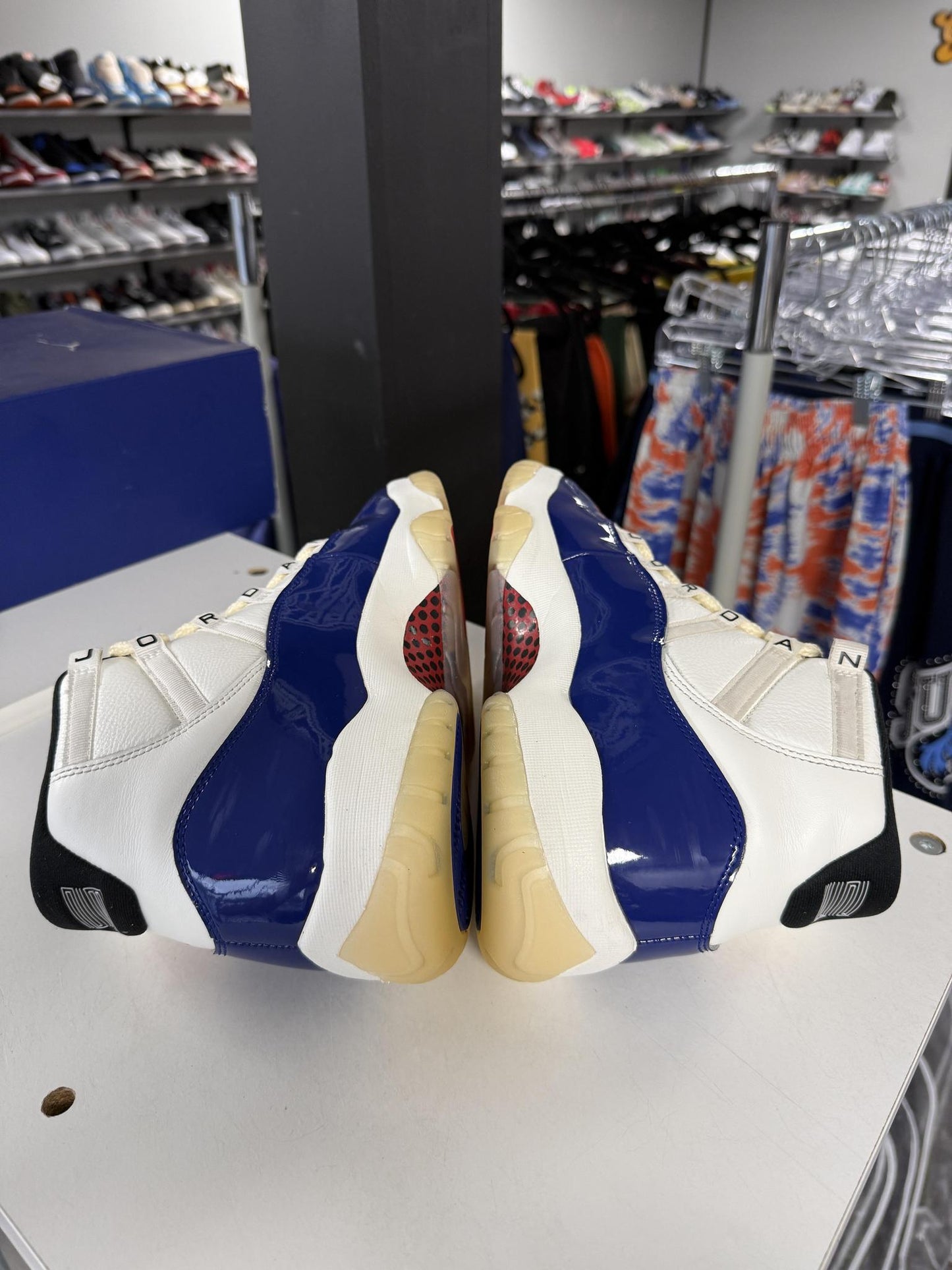 Jordan 11 "Rare Air" Used Size 9.5