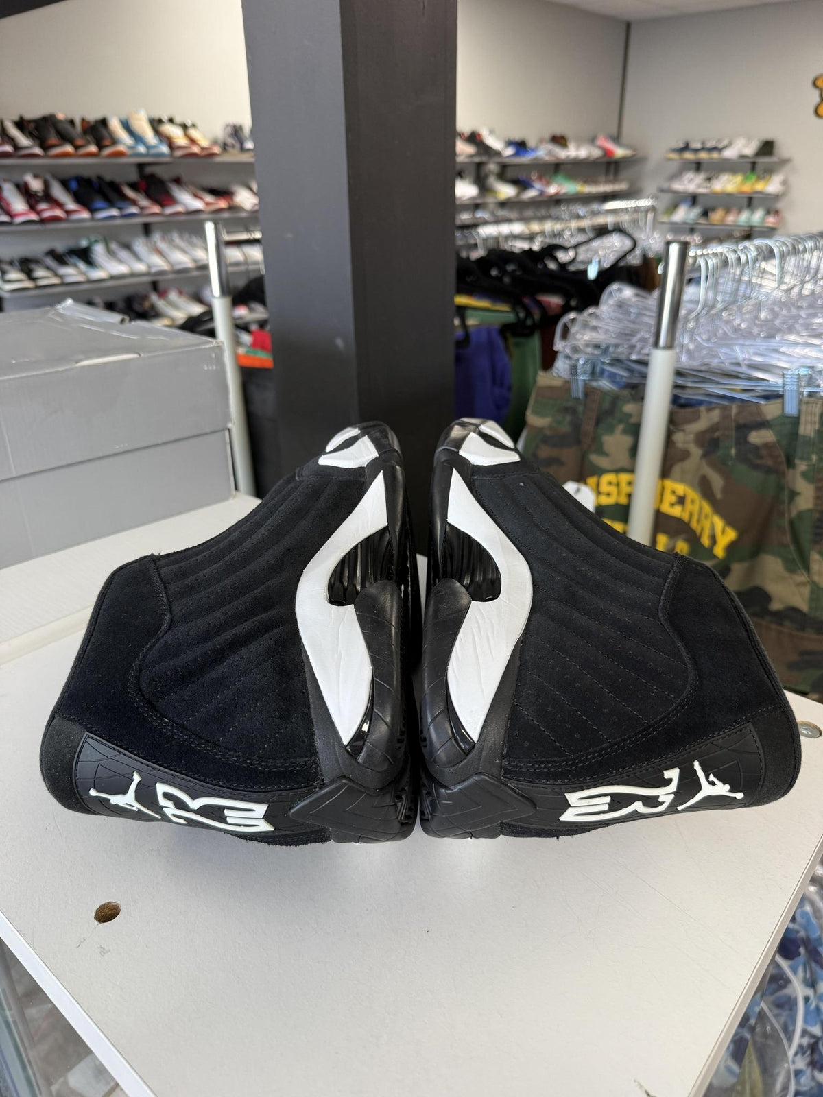 Jordan 14 "Black White" Used Size 13