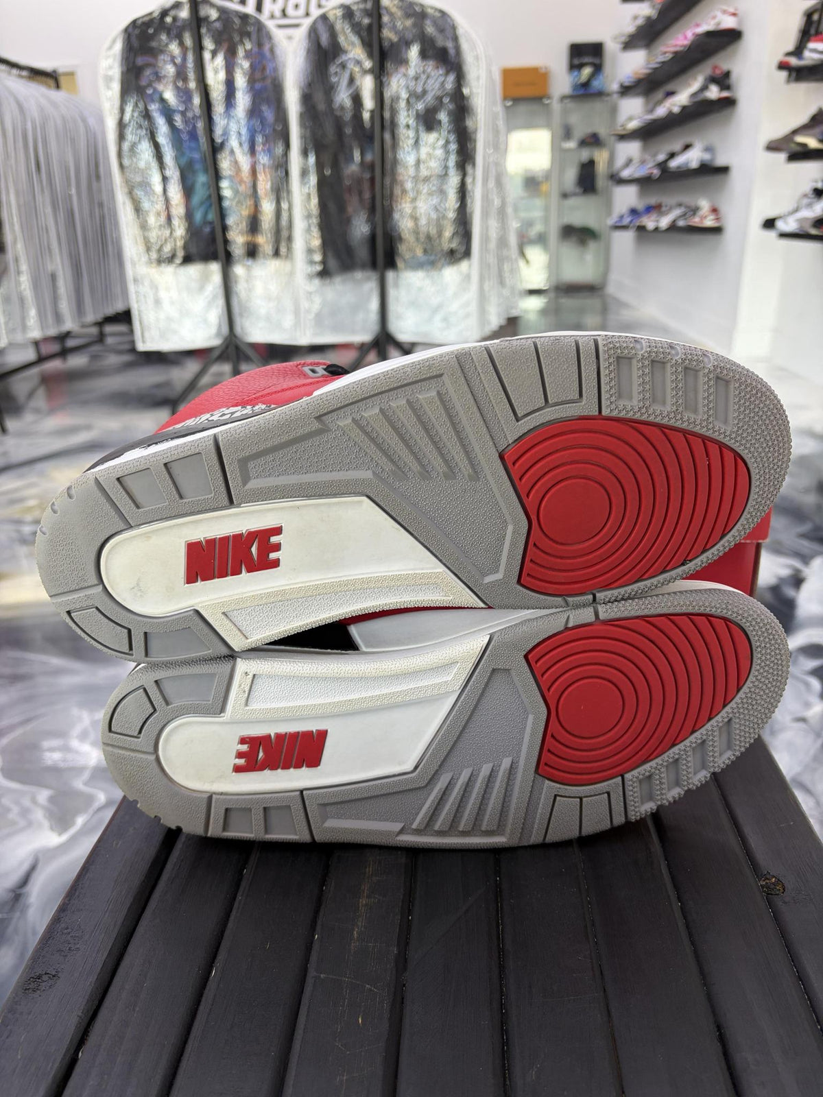 Jordan 3 SE "Unite" Used Size 11