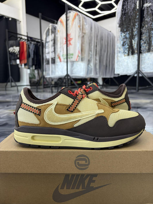 Nike Air Max 1 X Travis Scott "Brown" Used Size 9