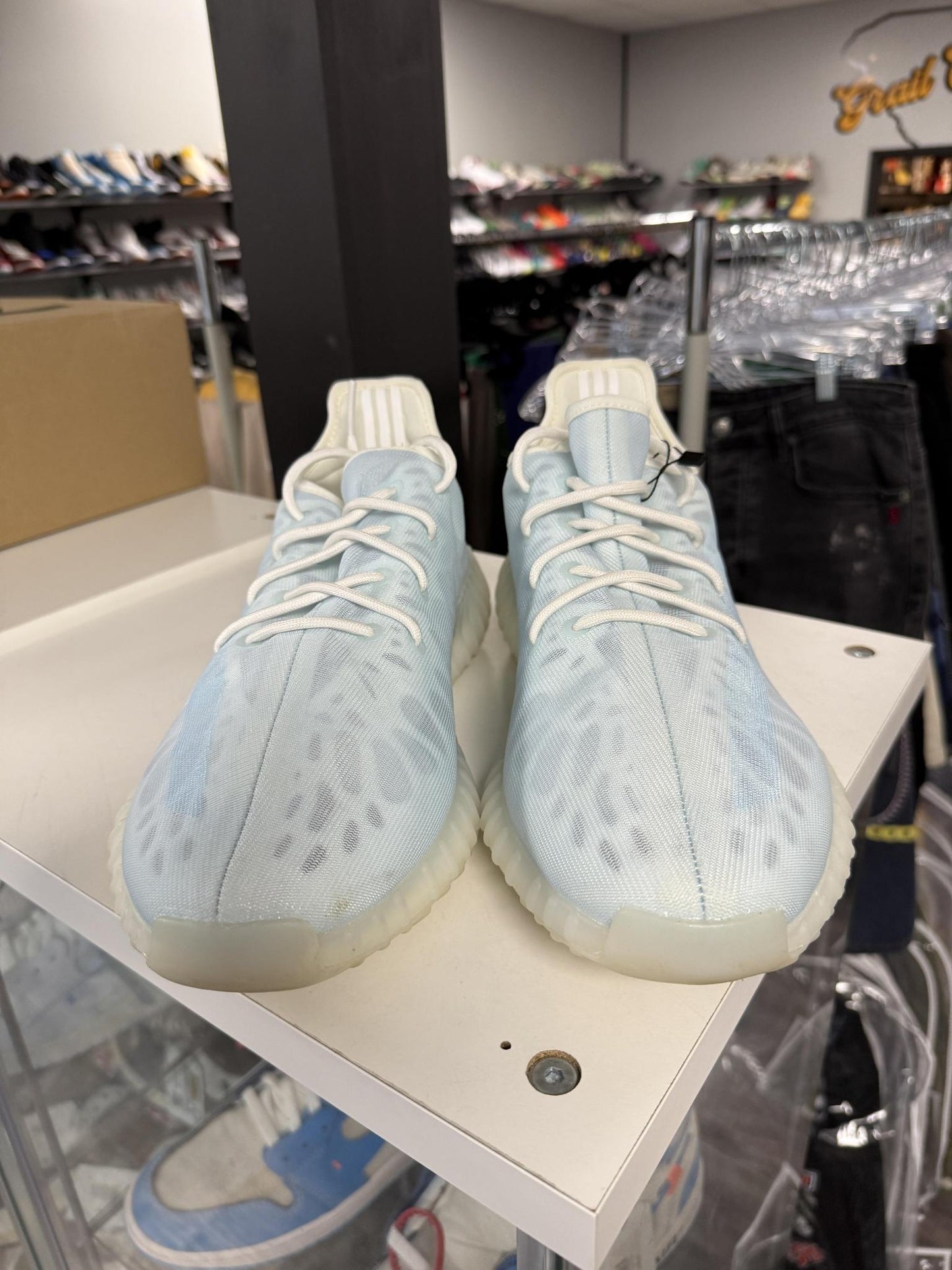 Yeezy 350 V2 "Mono Ice" Used Size 14