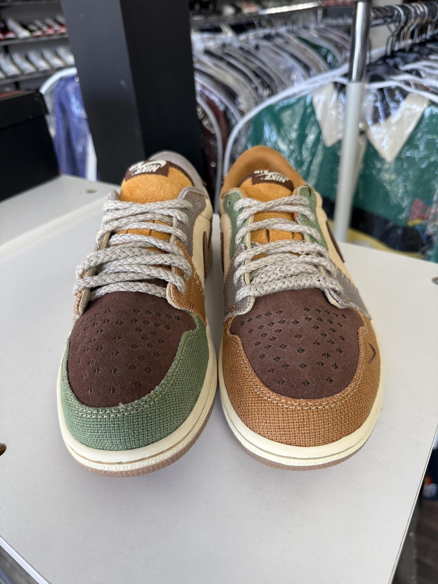Jordan 1 Low x Zion Williamson "Voodoo" Used Size 9