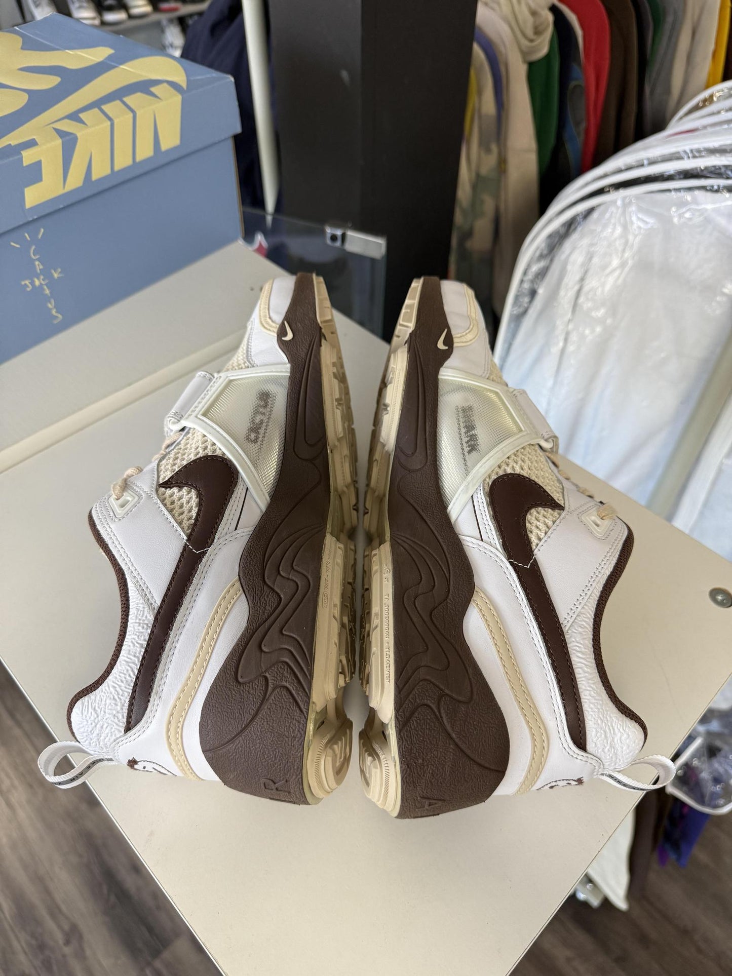 Nike Zoom Field Jaxx "Light Chocolate" Used Size 13