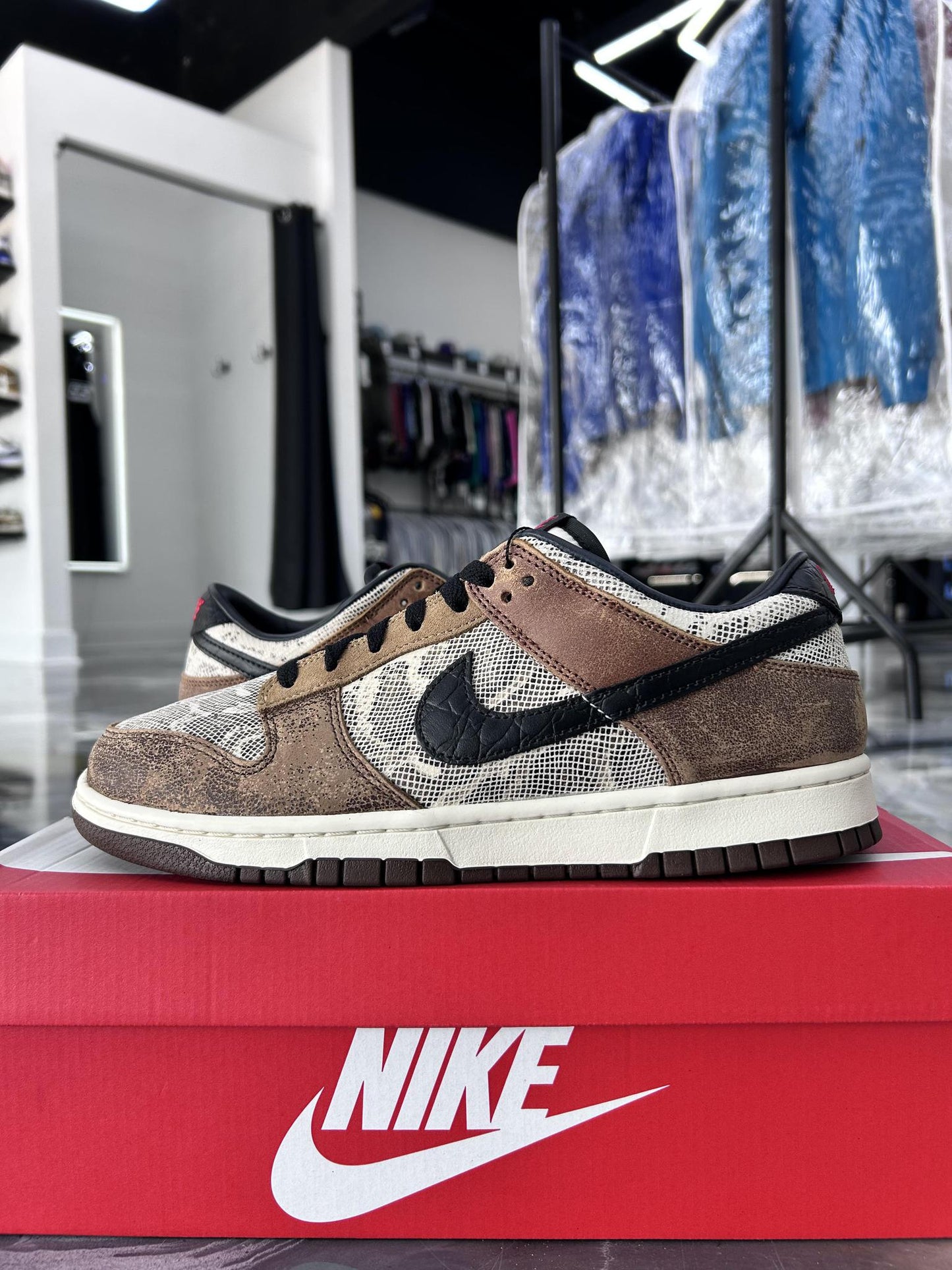 Nike Dunk Low "Brown Snakeskin" Used Size 9.5