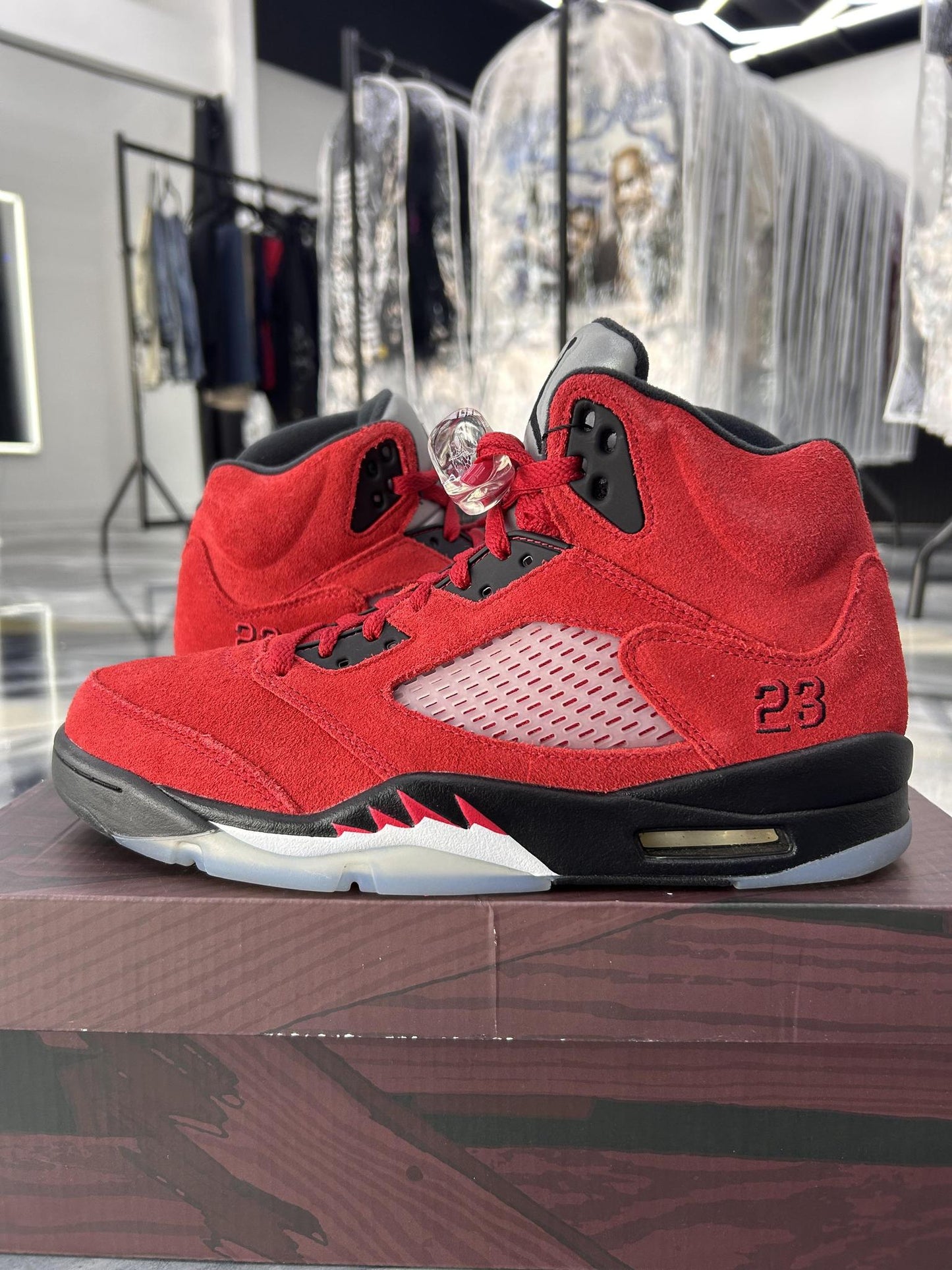 Jordan 5 "Raging Bull" Used Size 10