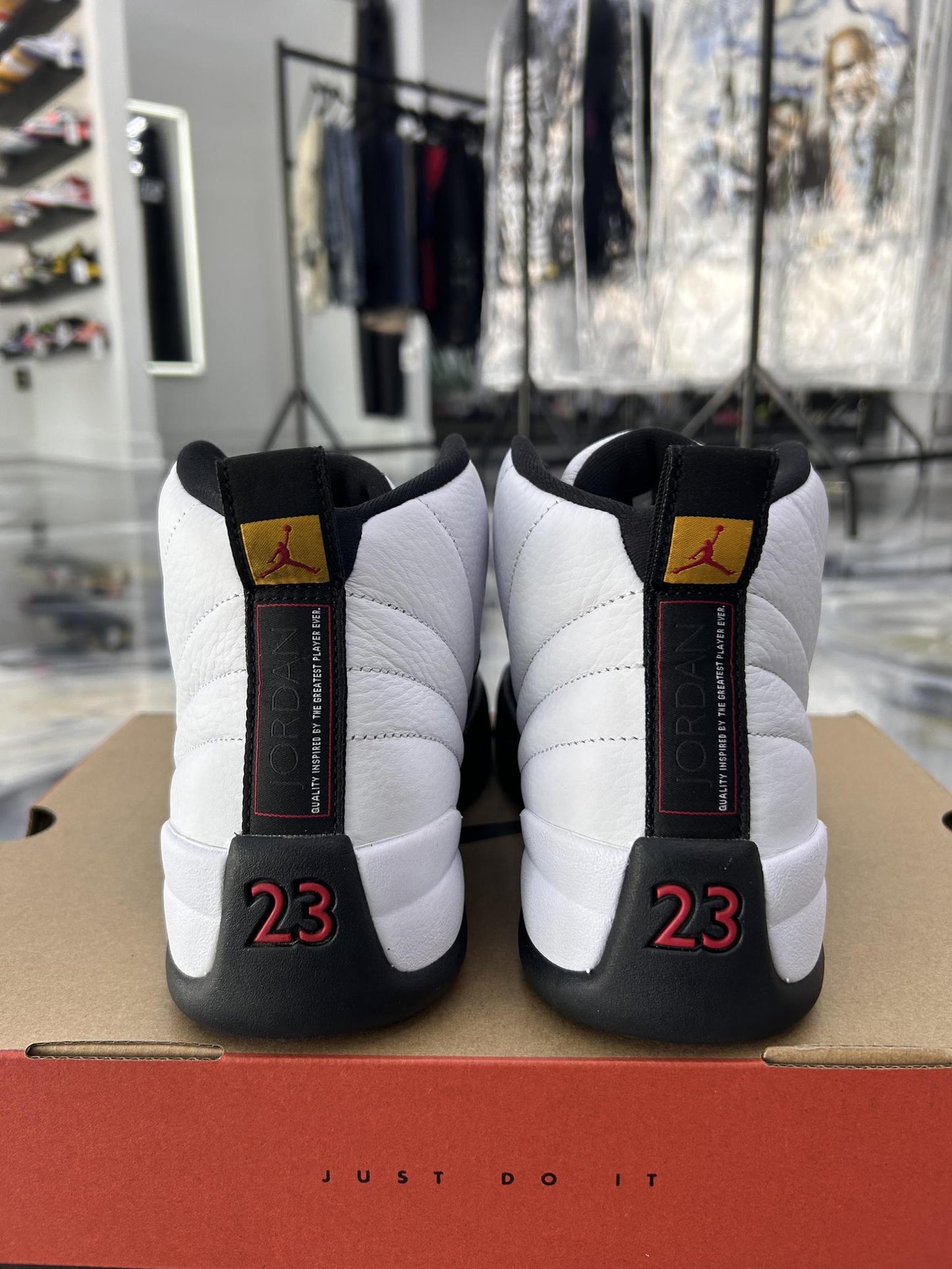 Jordan 12 "Taxi" Used Size 9.5