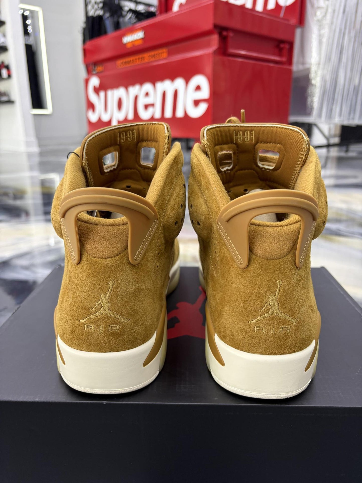 Jordan 6 "Wheat" Used Size 9.5