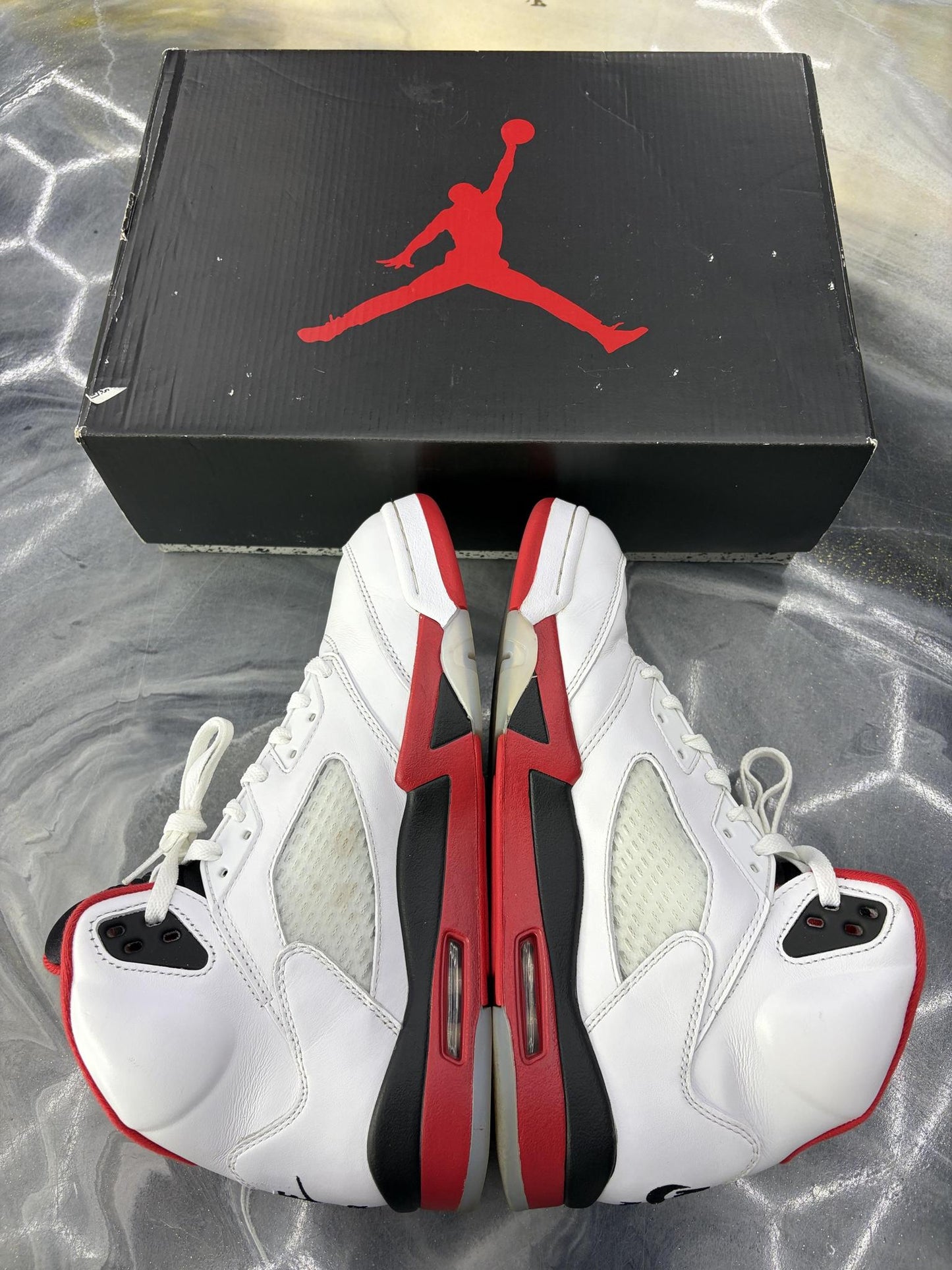 Jordan 5 "Fire Red" Used Size 10