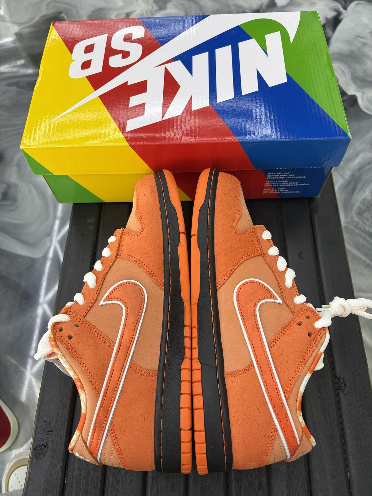 Nike SB Dunk Low "Orange Lobster" Used Size 8.5