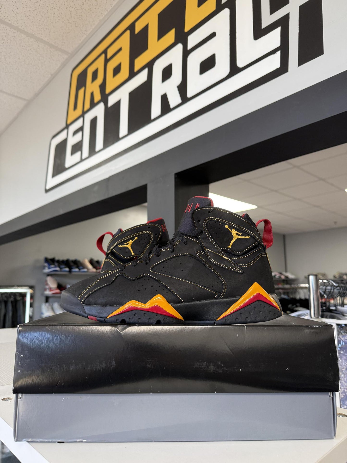 Jordan 7 "Citrus" Used Size 9.5