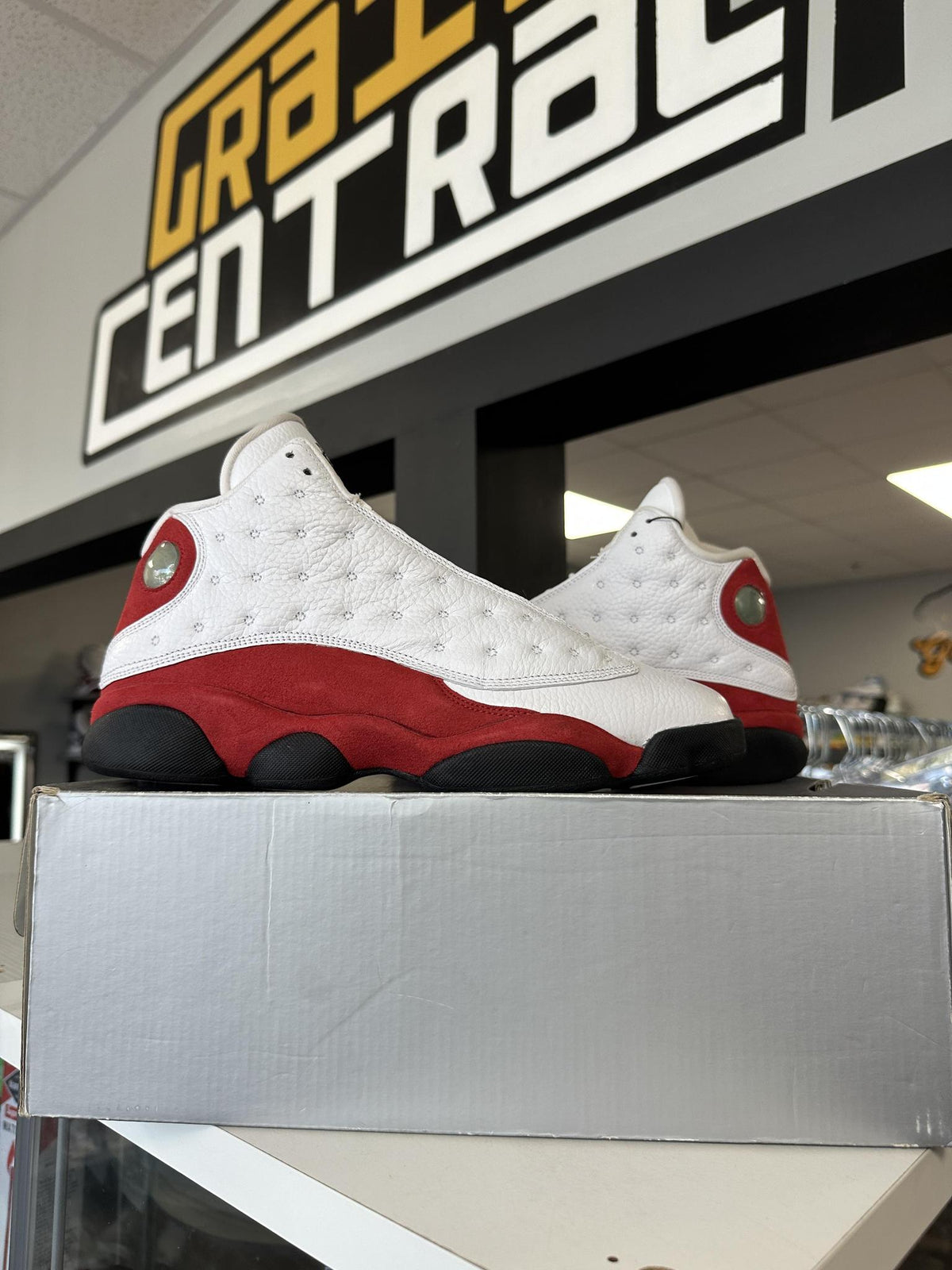 Jordan 13 "Chicago" Used Size 11
