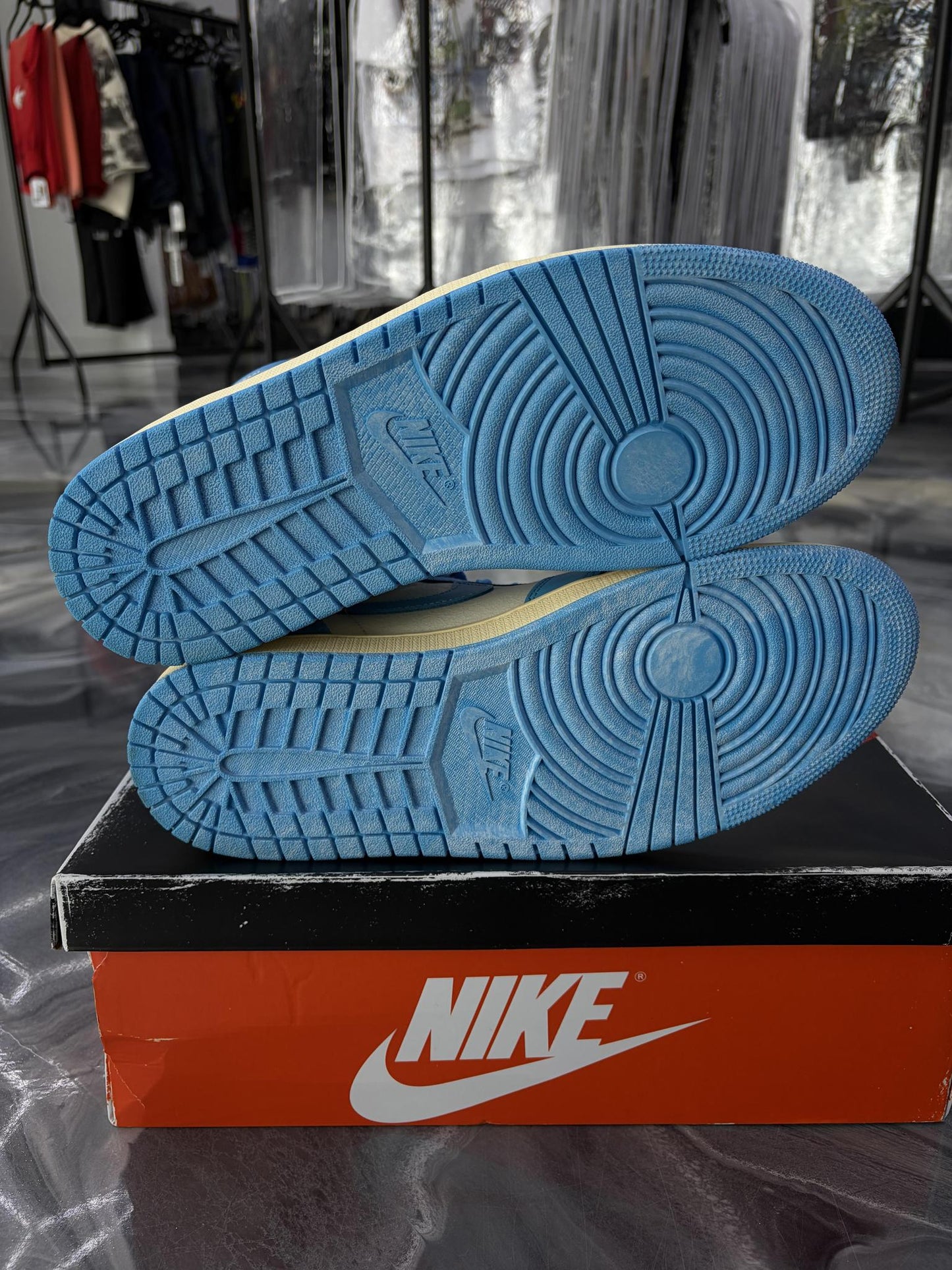 Jordan 1 "UNC Reimagined" Used Size 12