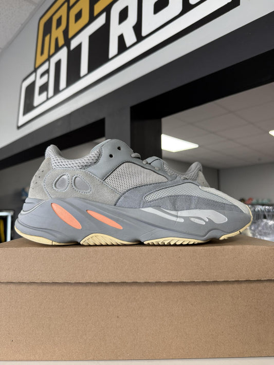 Yeezy 700 Boost "Inertia" Used Size 11.5