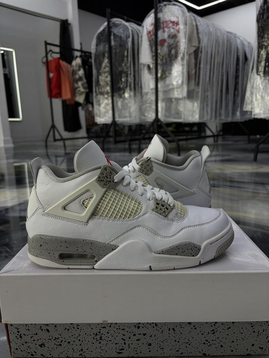 Jordan 4 "White Oreo" Used Size 9