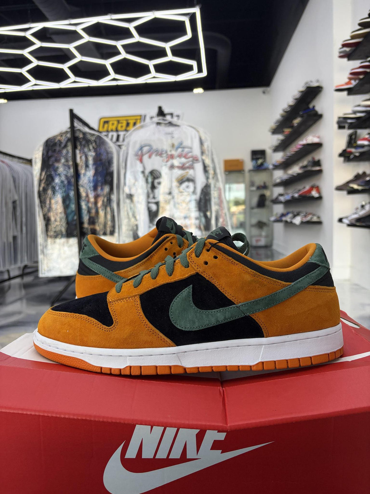 Nike Dunk Low "Ceramic" Used Size 13
