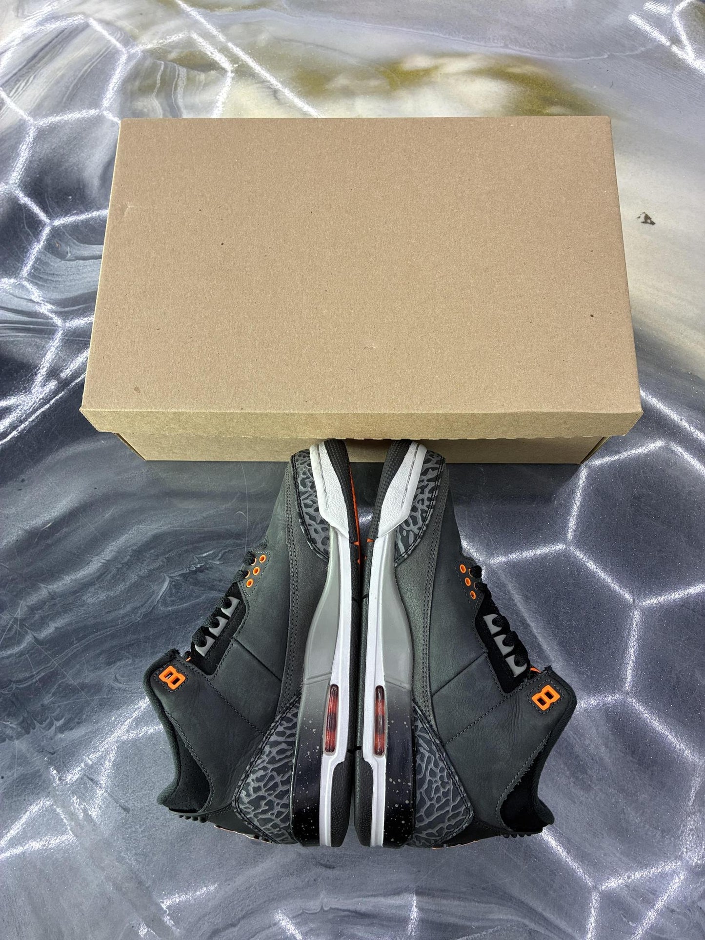 Jordan 3 "Fear"ed Used Size 6Y/7.5W