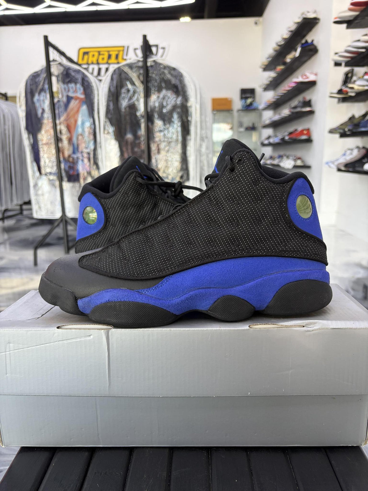 Jordan 13 "Hyper Royal" Used Size 9.5