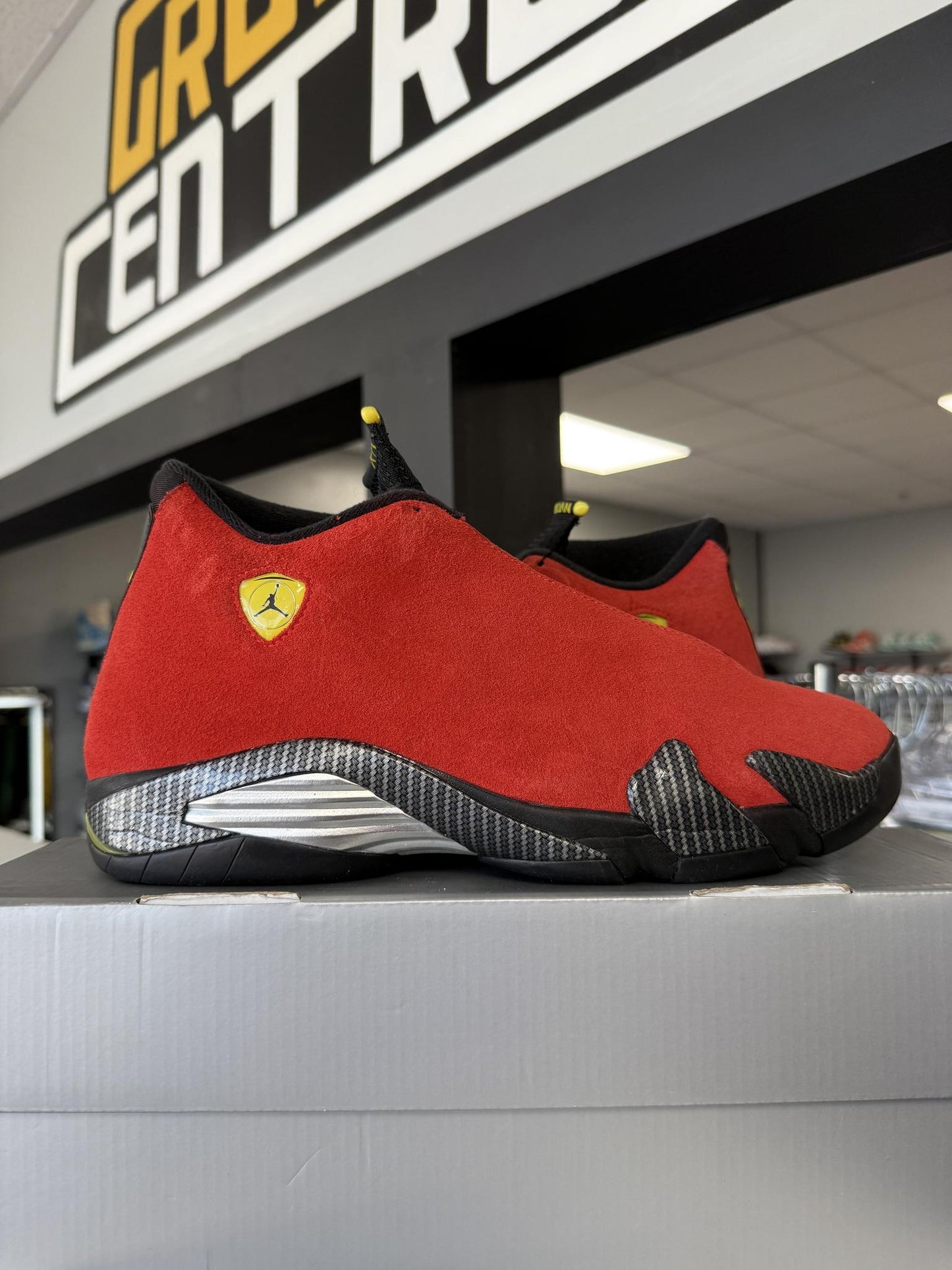 Jordan 14 Ferrari Used Size 11.5
