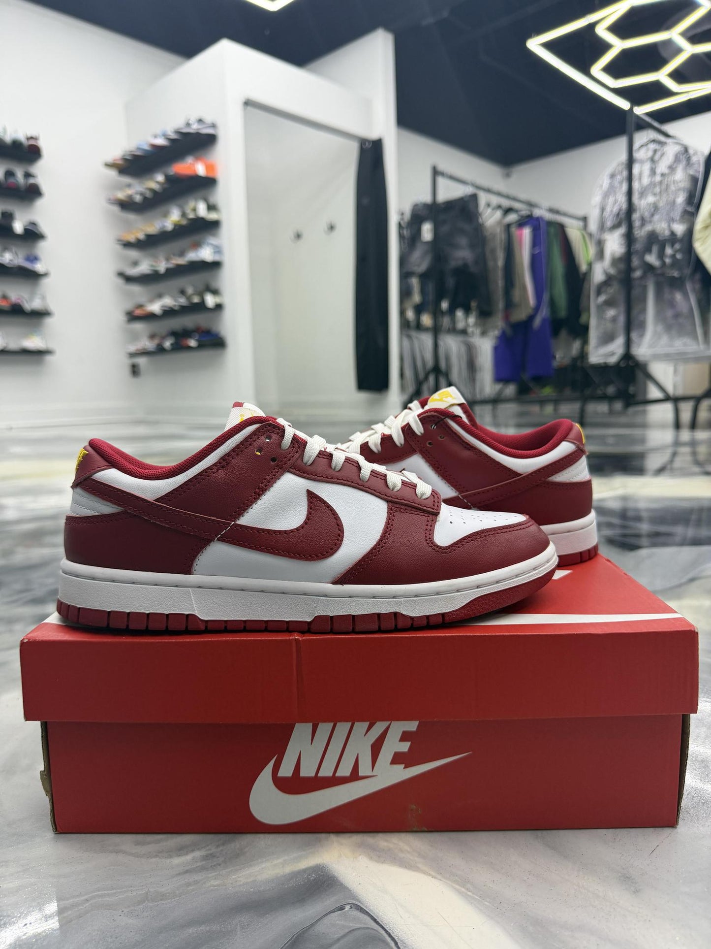 Nike Dunk Low "USC" Size 7.5