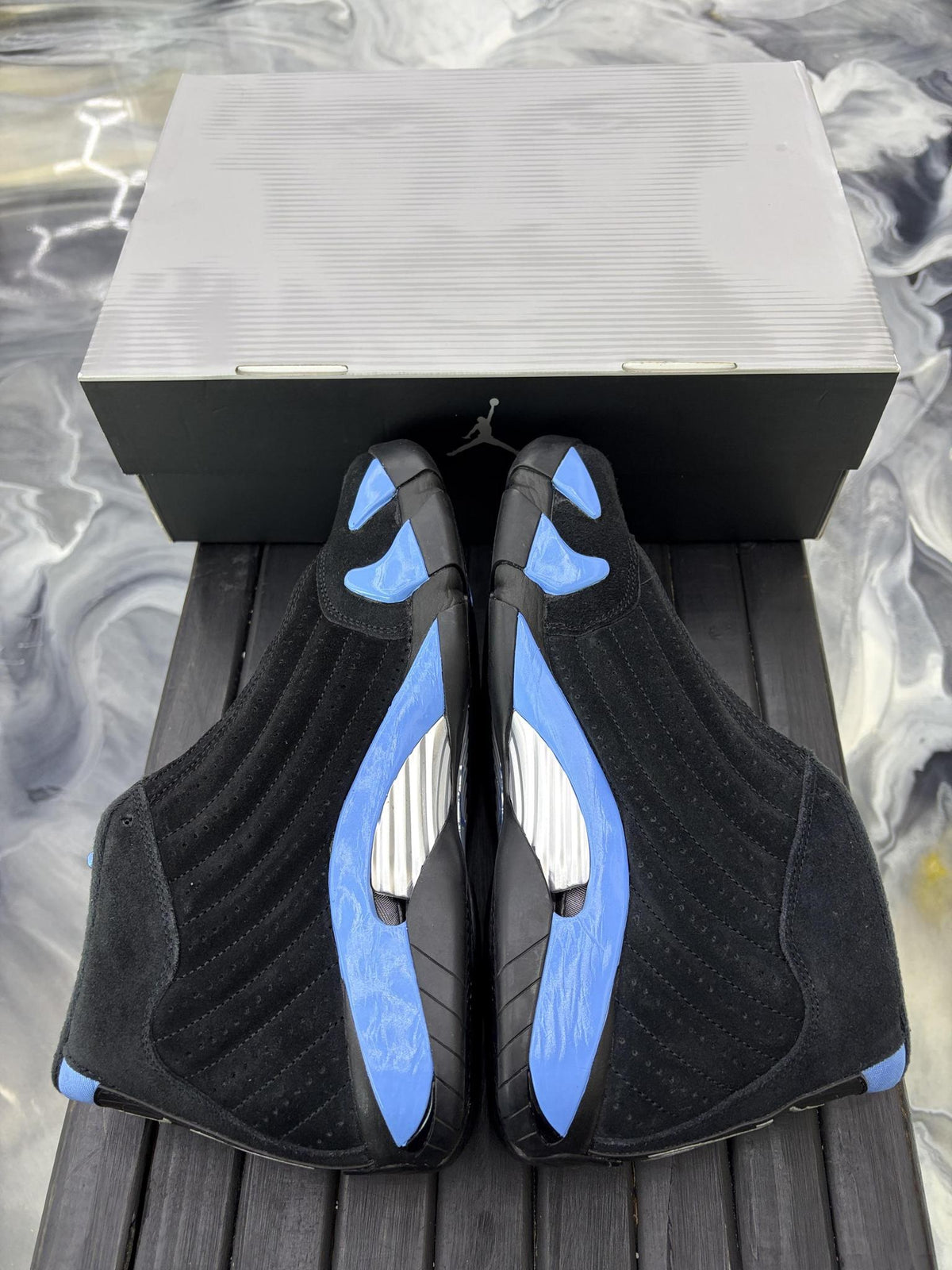Jordan 14 "Black University Blue" Used Size 10.5