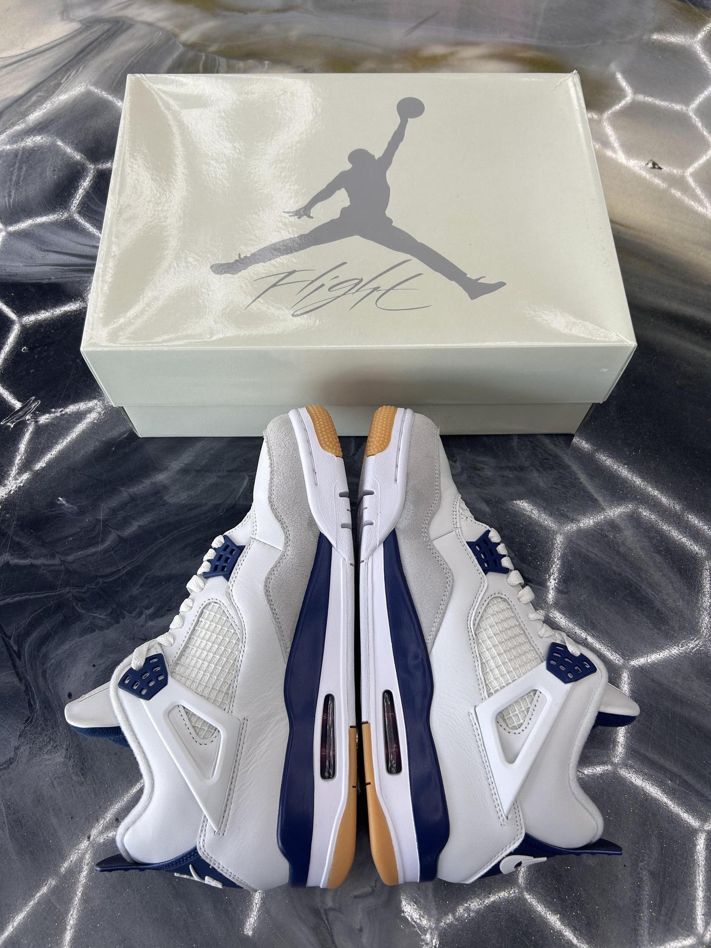 Jordan 4 "Navy SB" Used Size 9.5